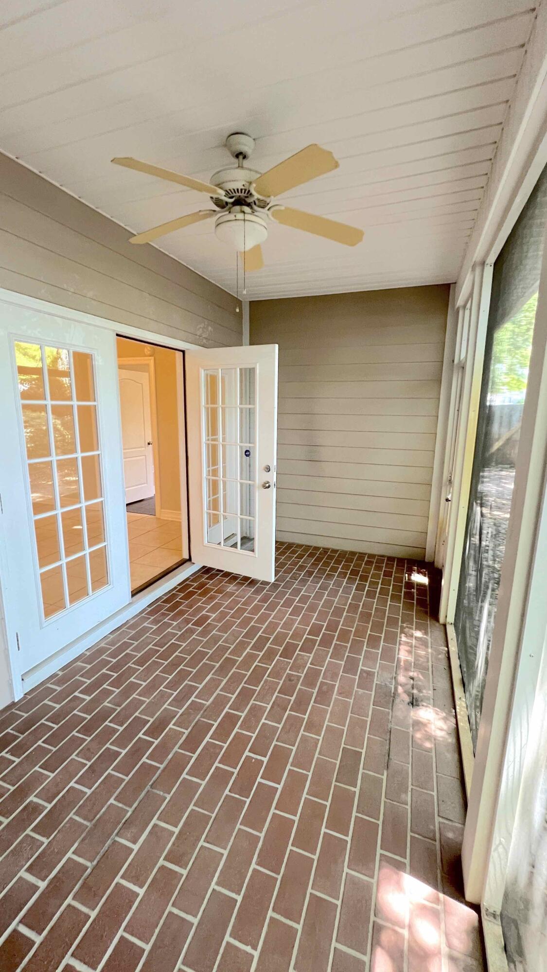 DIAMOND LAKES LOT C11 - Residential Lease