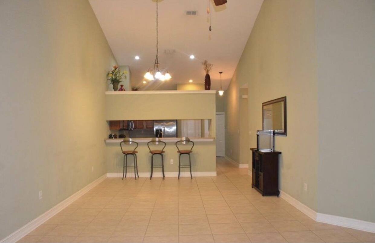 DIAMOND LAKES LOT C11 - Residential Lease