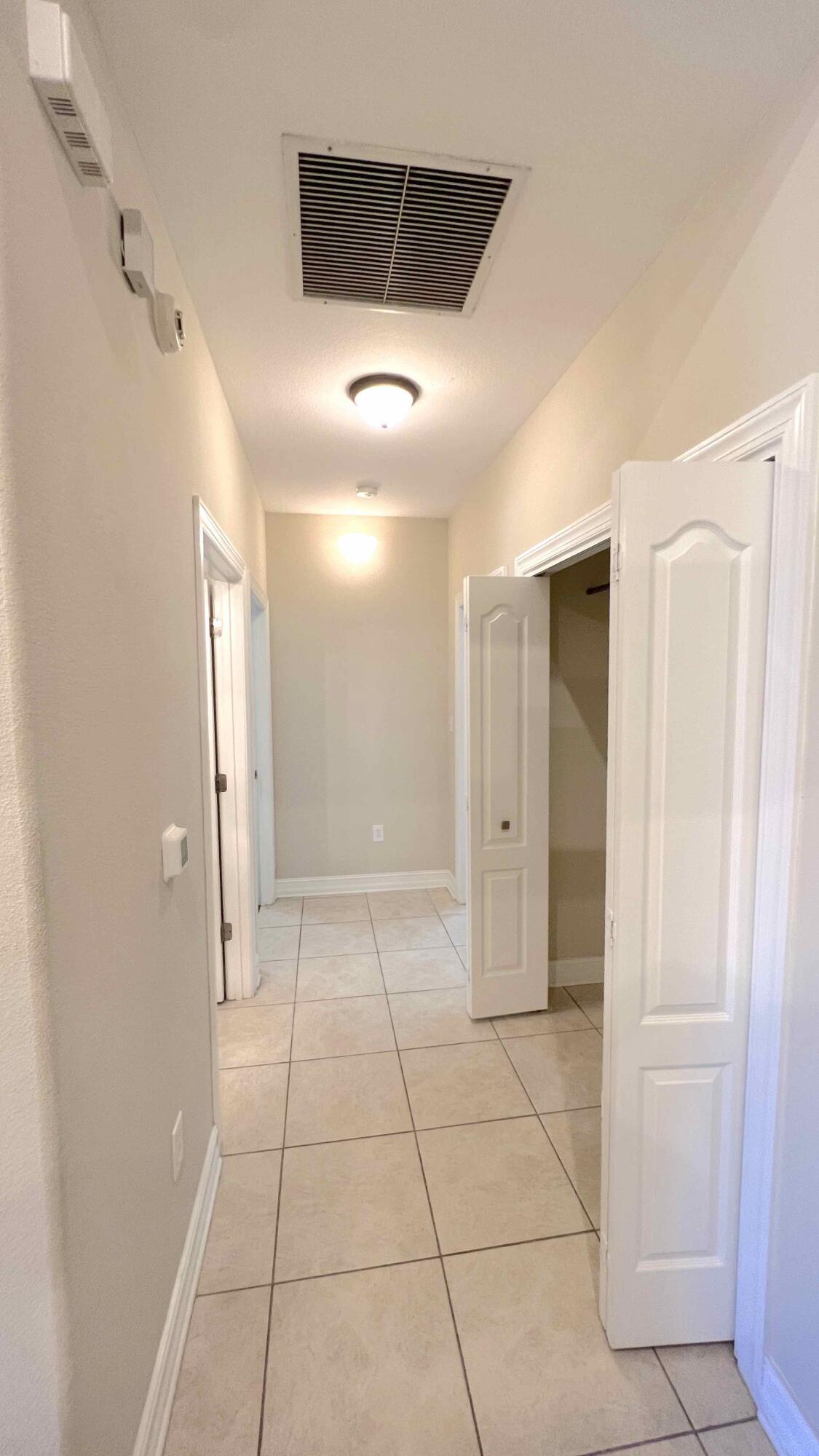 DIAMOND LAKES LOT C11 - Residential Lease