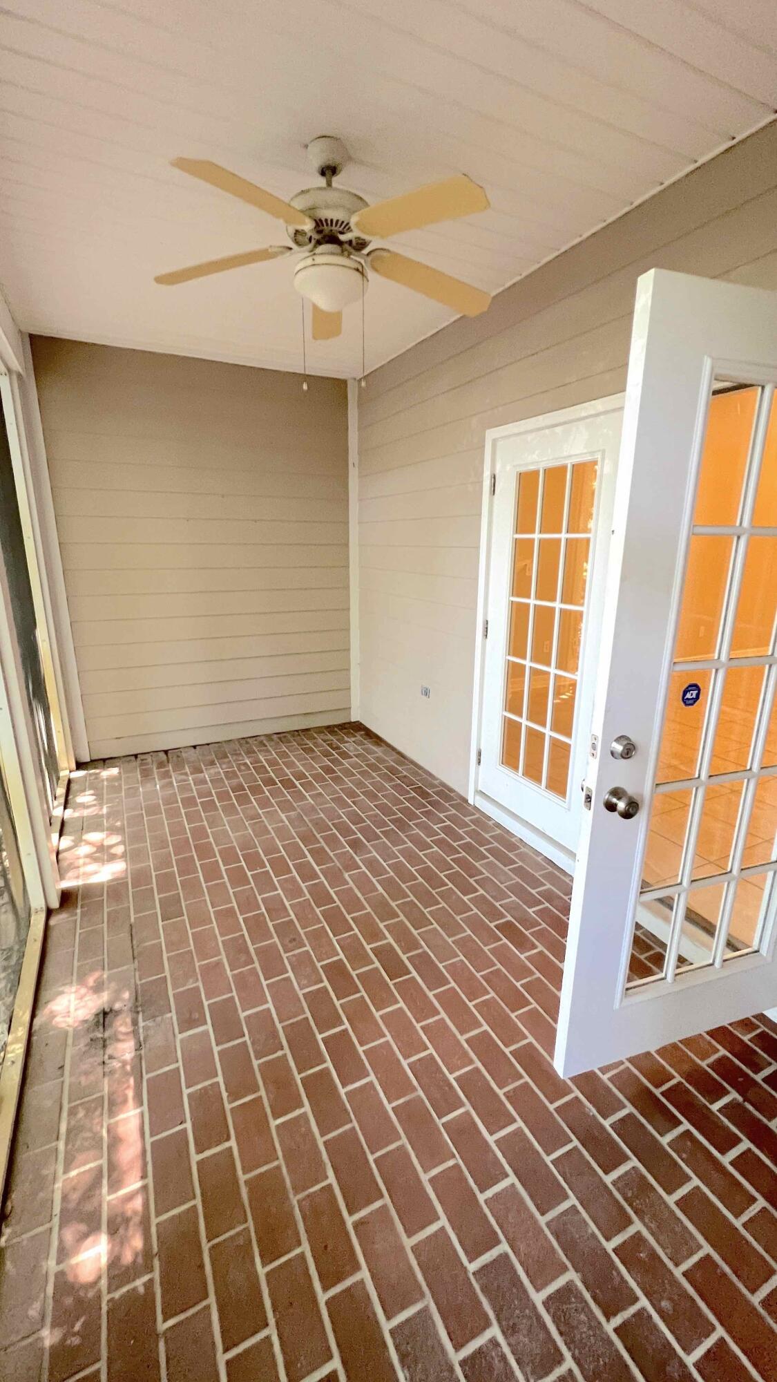 DIAMOND LAKES LOT C11 - Residential Lease