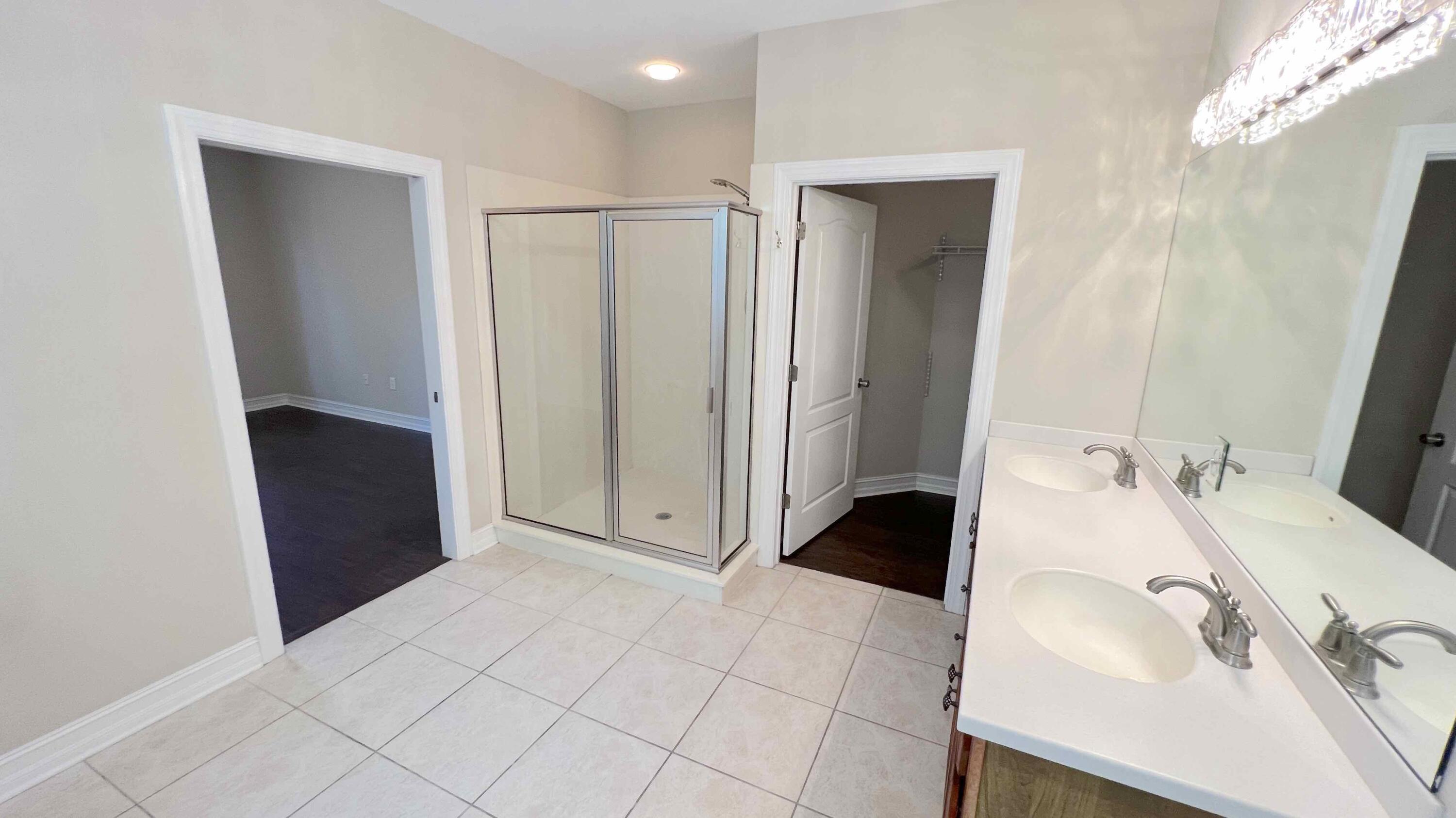 DIAMOND LAKES LOT C11 - Residential Lease