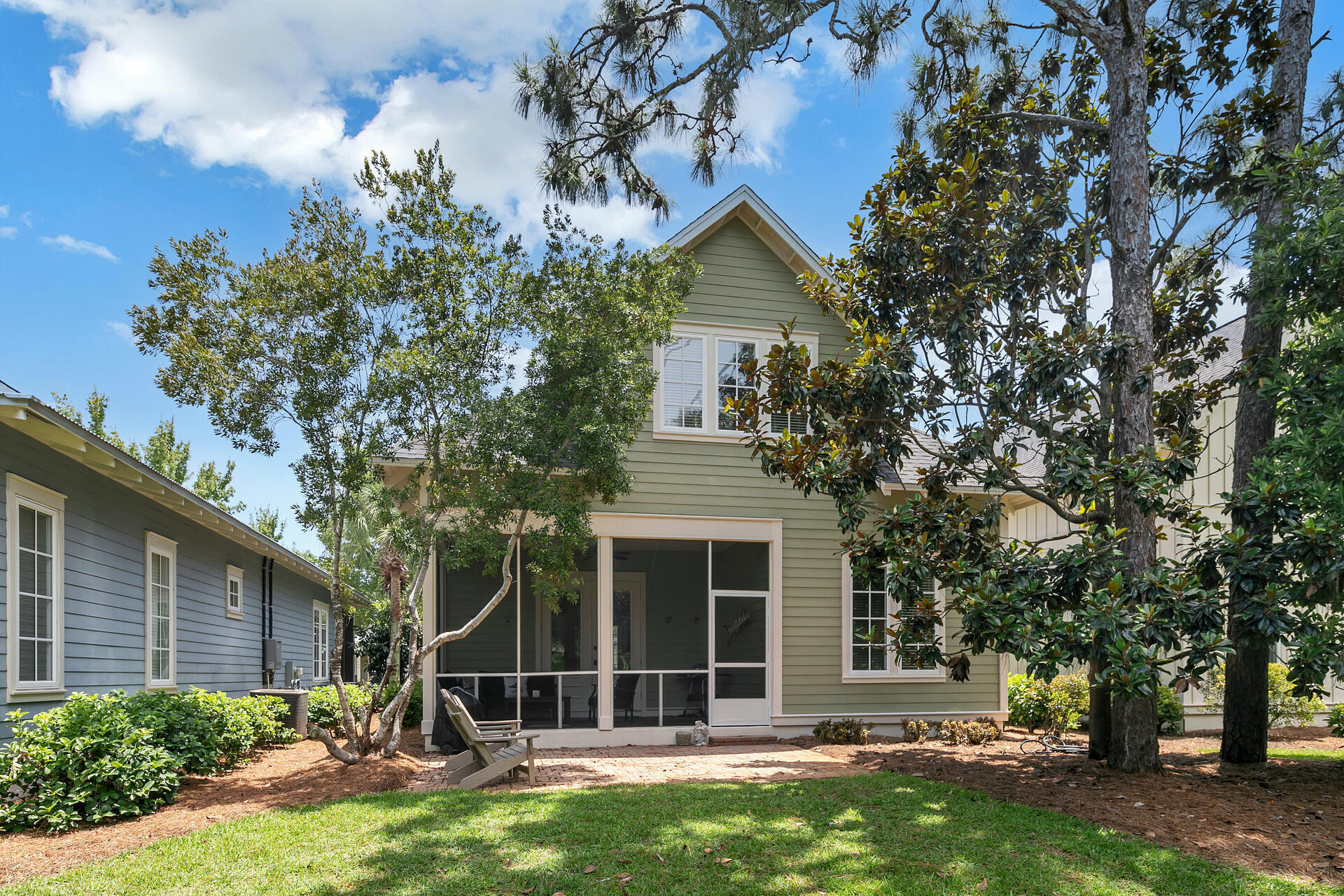 BUNGALOS AT SANDESTIN - Residential