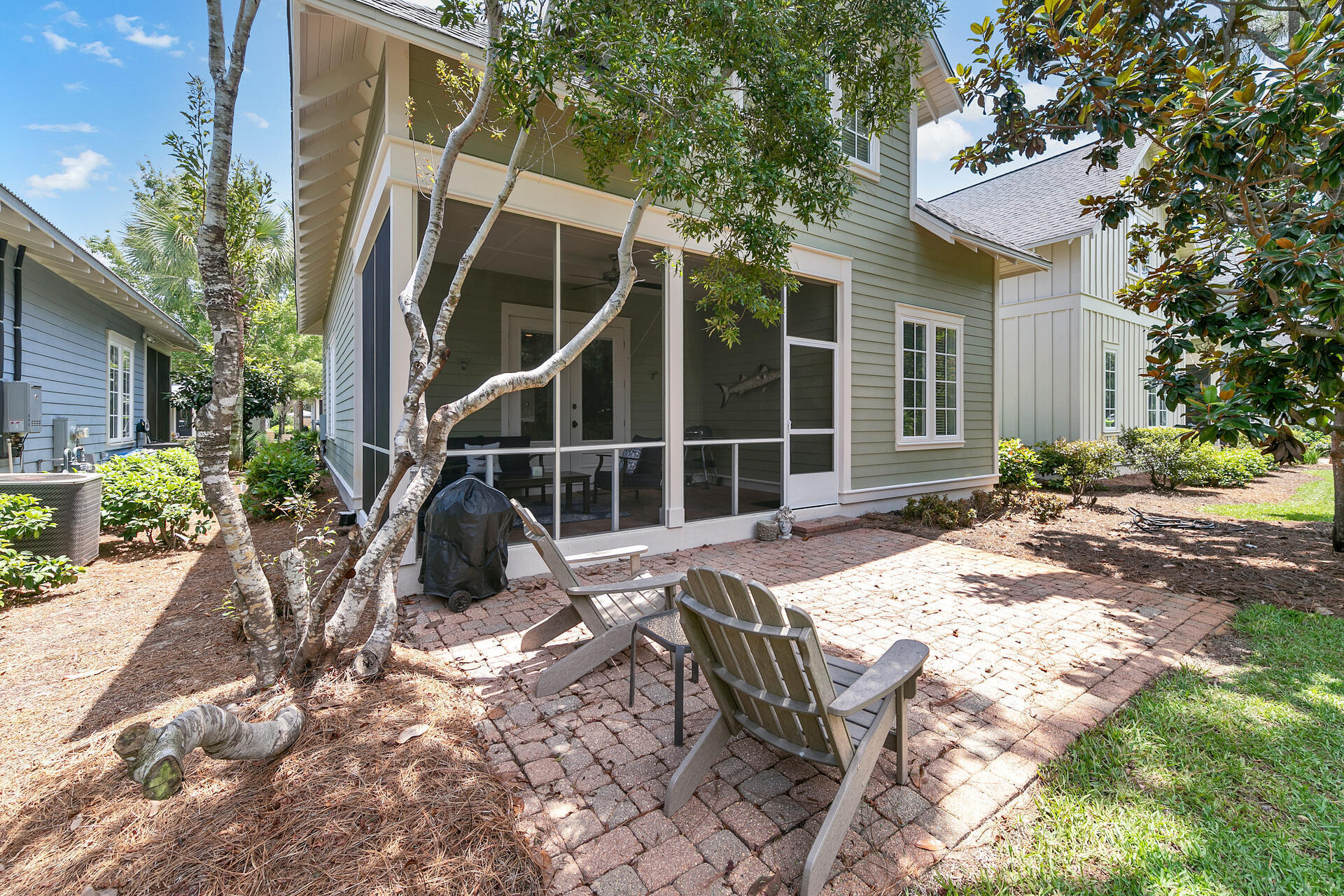 BUNGALOS AT SANDESTIN - Residential