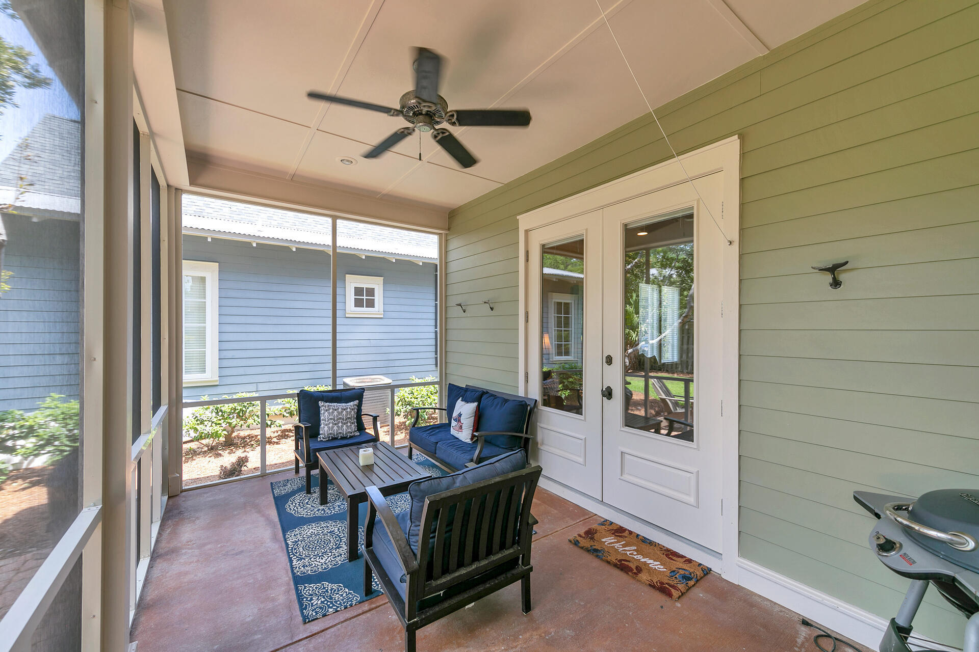 BUNGALOS AT SANDESTIN - Residential