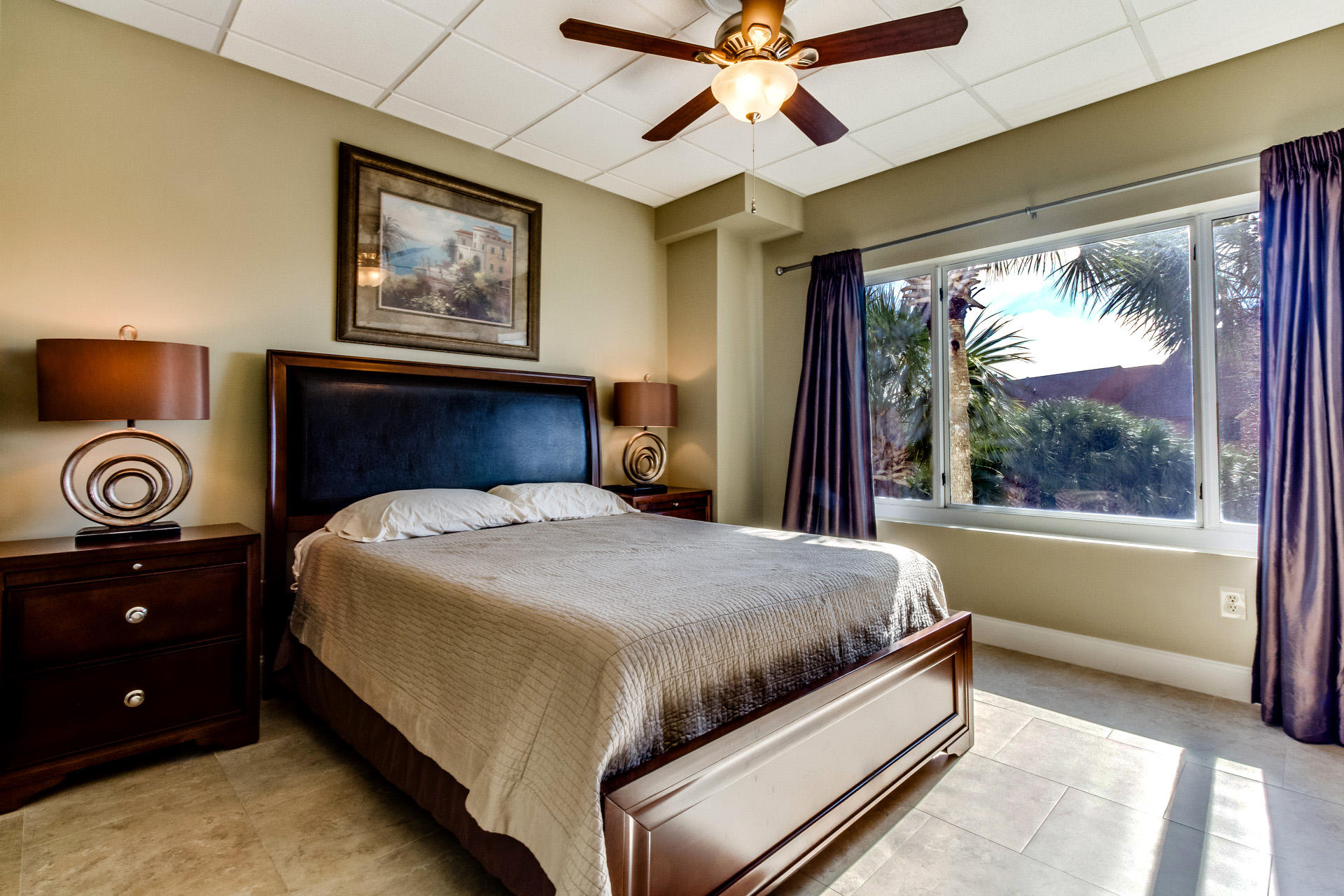 SUN KING TOWERS PH 1 - Residential