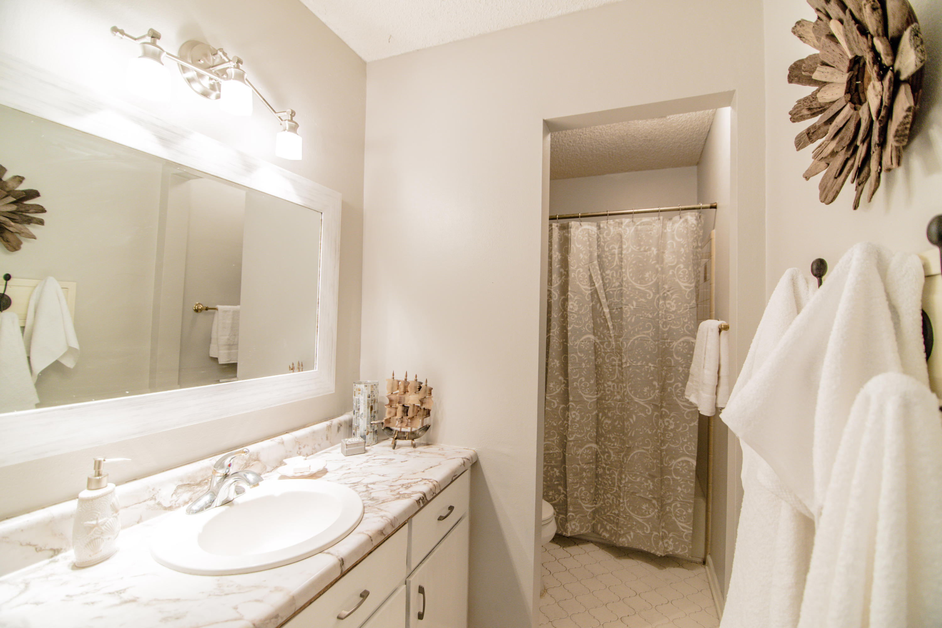 BLUEWATER BAY VILLAGE 1A - Residential