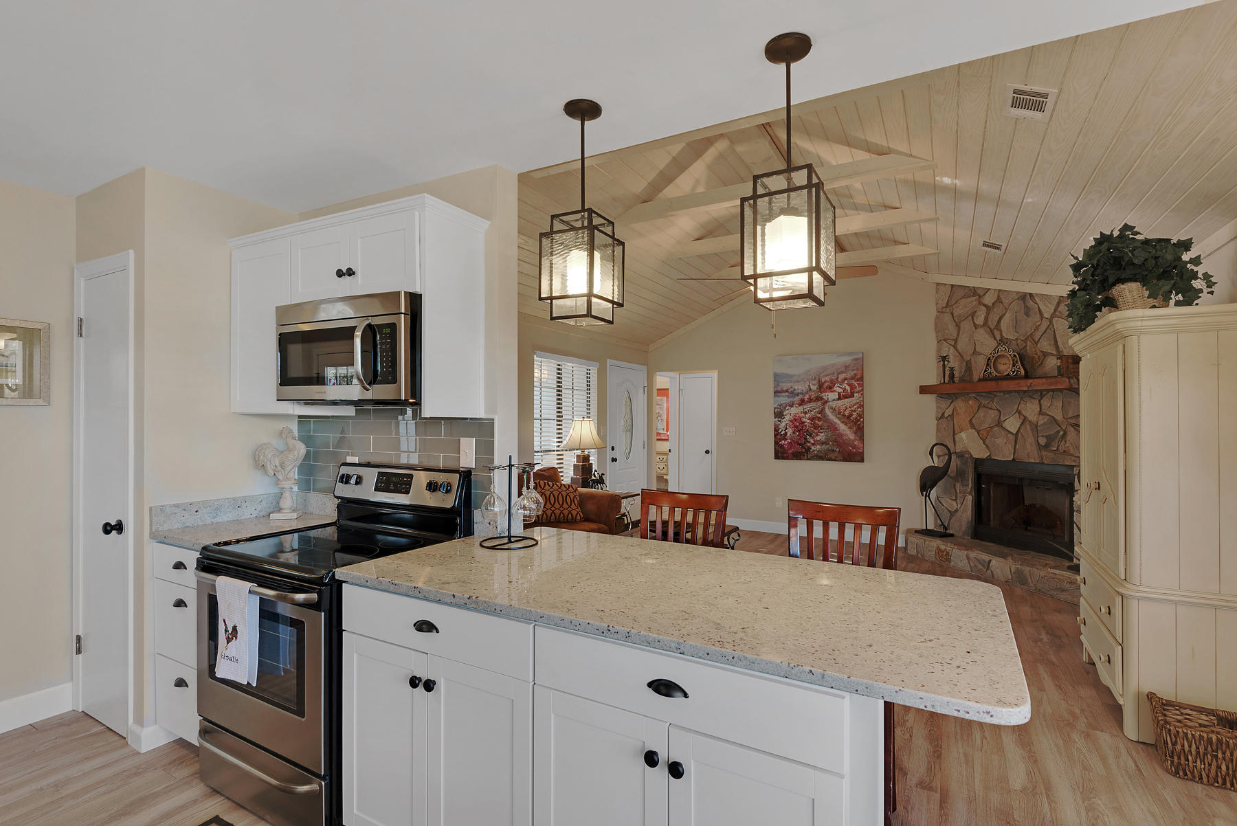 NO RECORDED SUBDIVISION - Residential