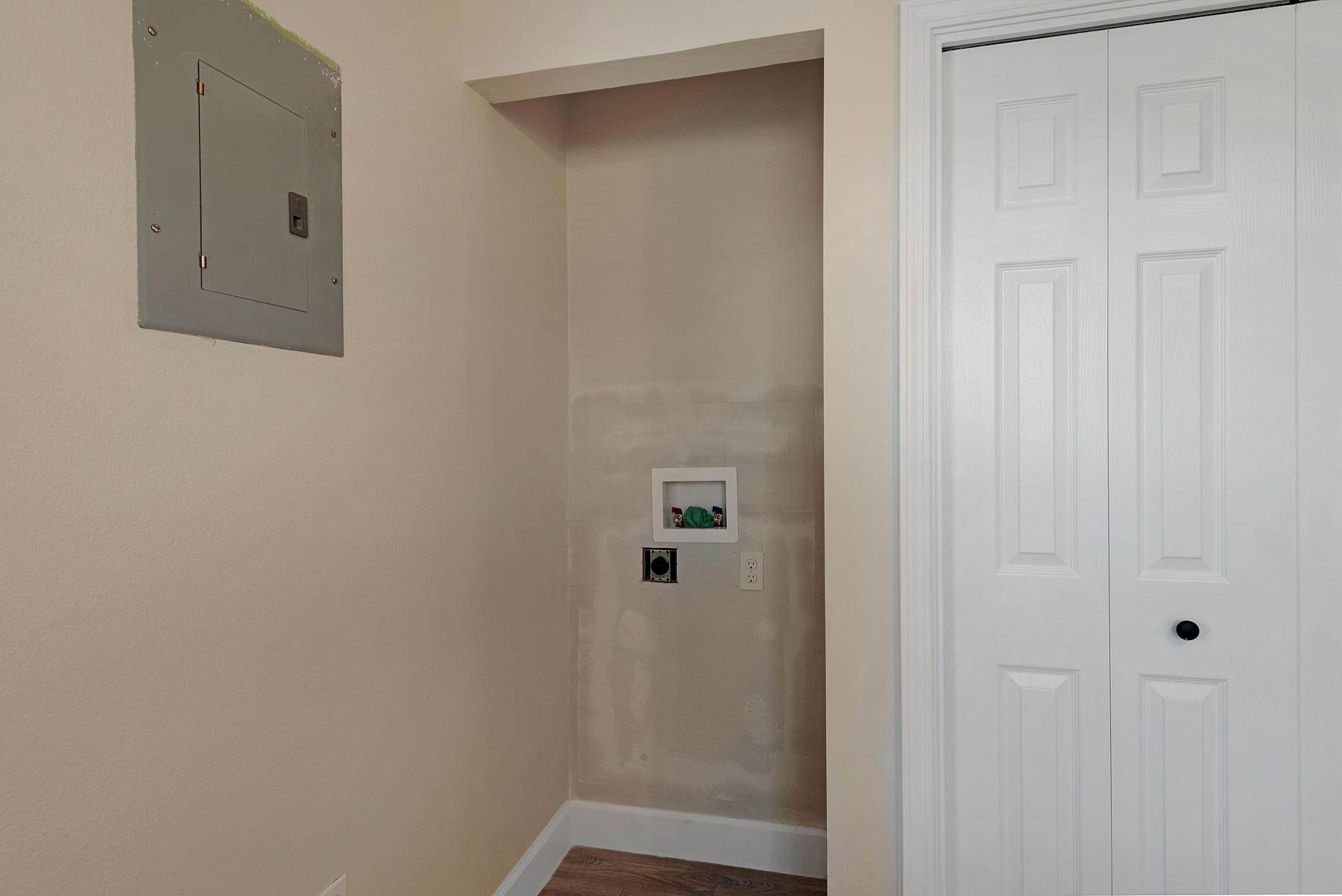 NO RECORDED SUBDIVISION - Residential