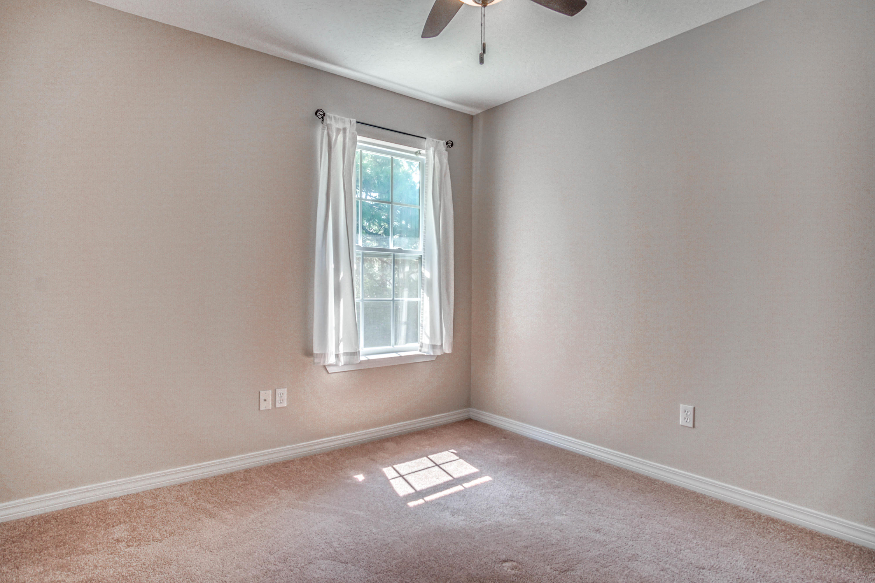 NAVARRE S/D 2ND ADDN - Residential