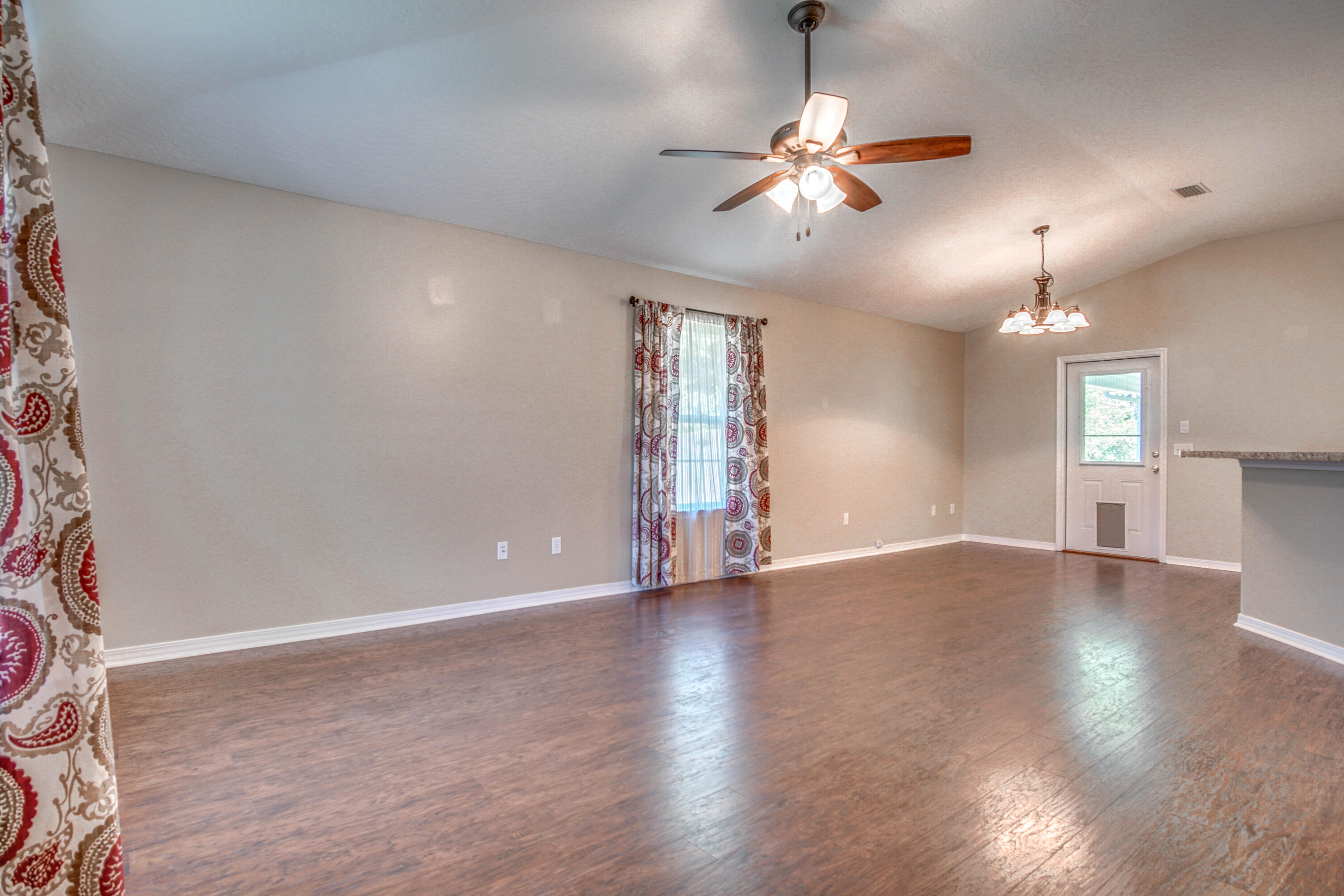 NAVARRE S/D 2ND ADDN - Residential