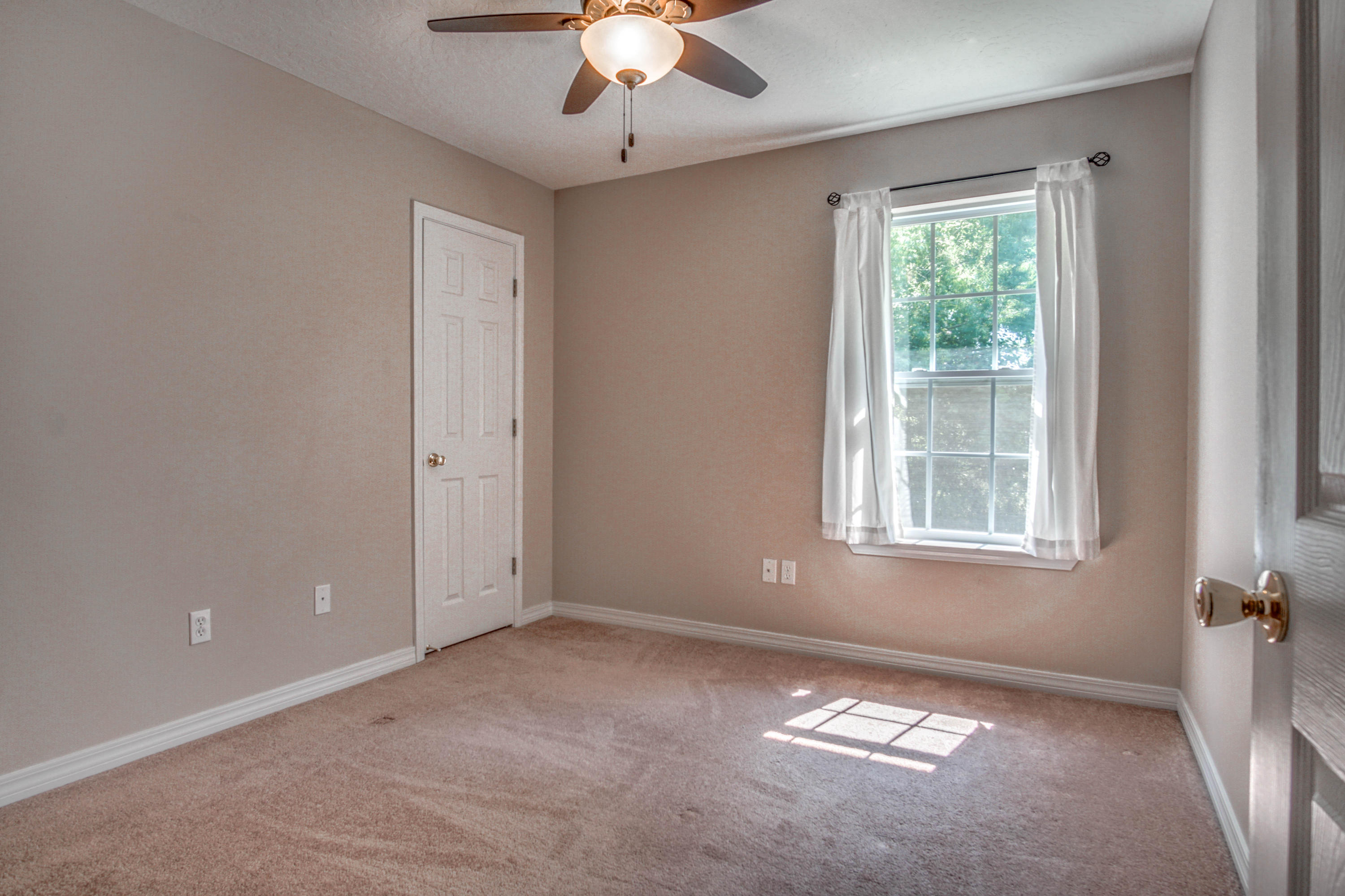 NAVARRE S/D 2ND ADDN - Residential