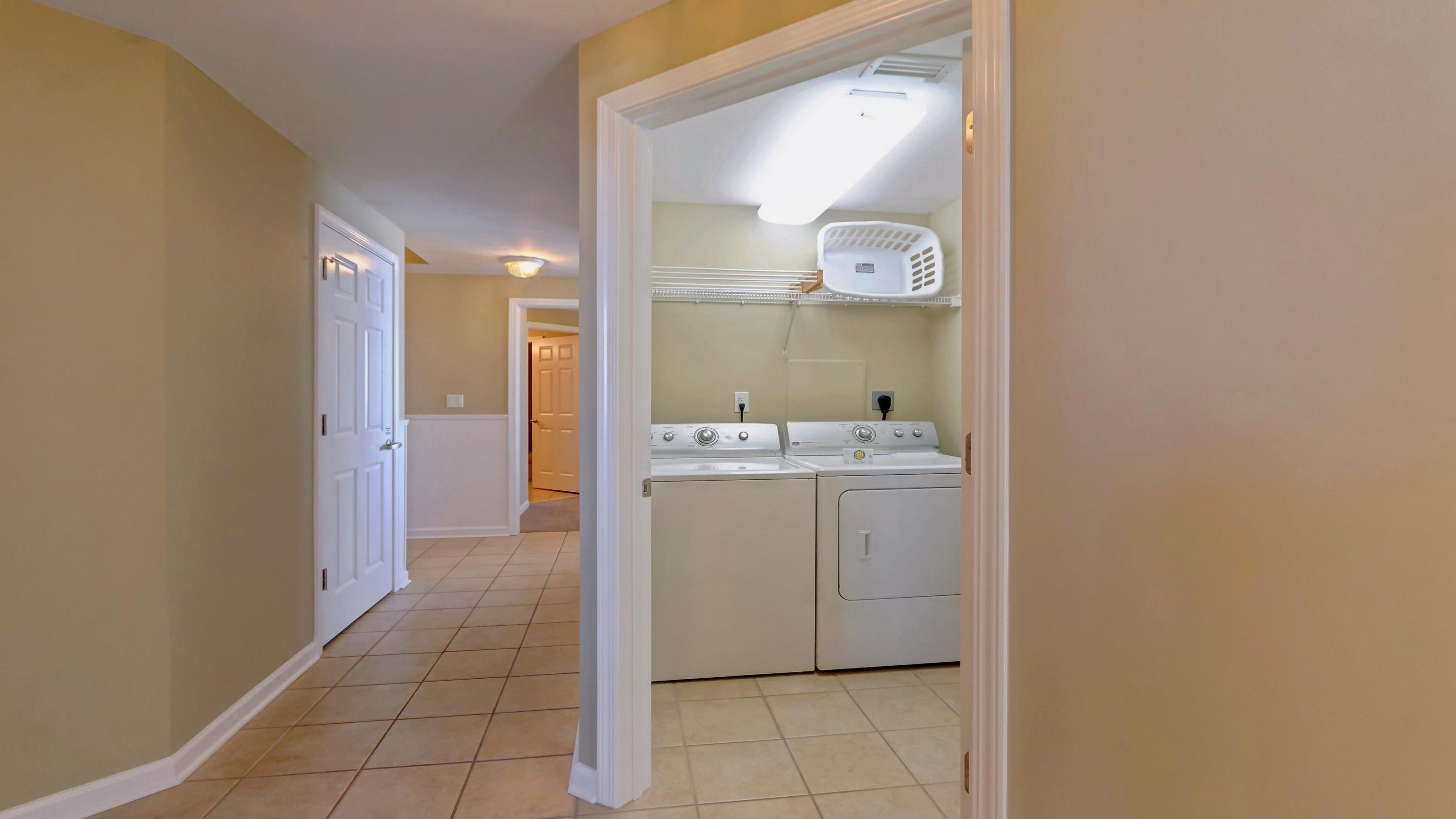 SILVER BEACH TOWERS - Residential