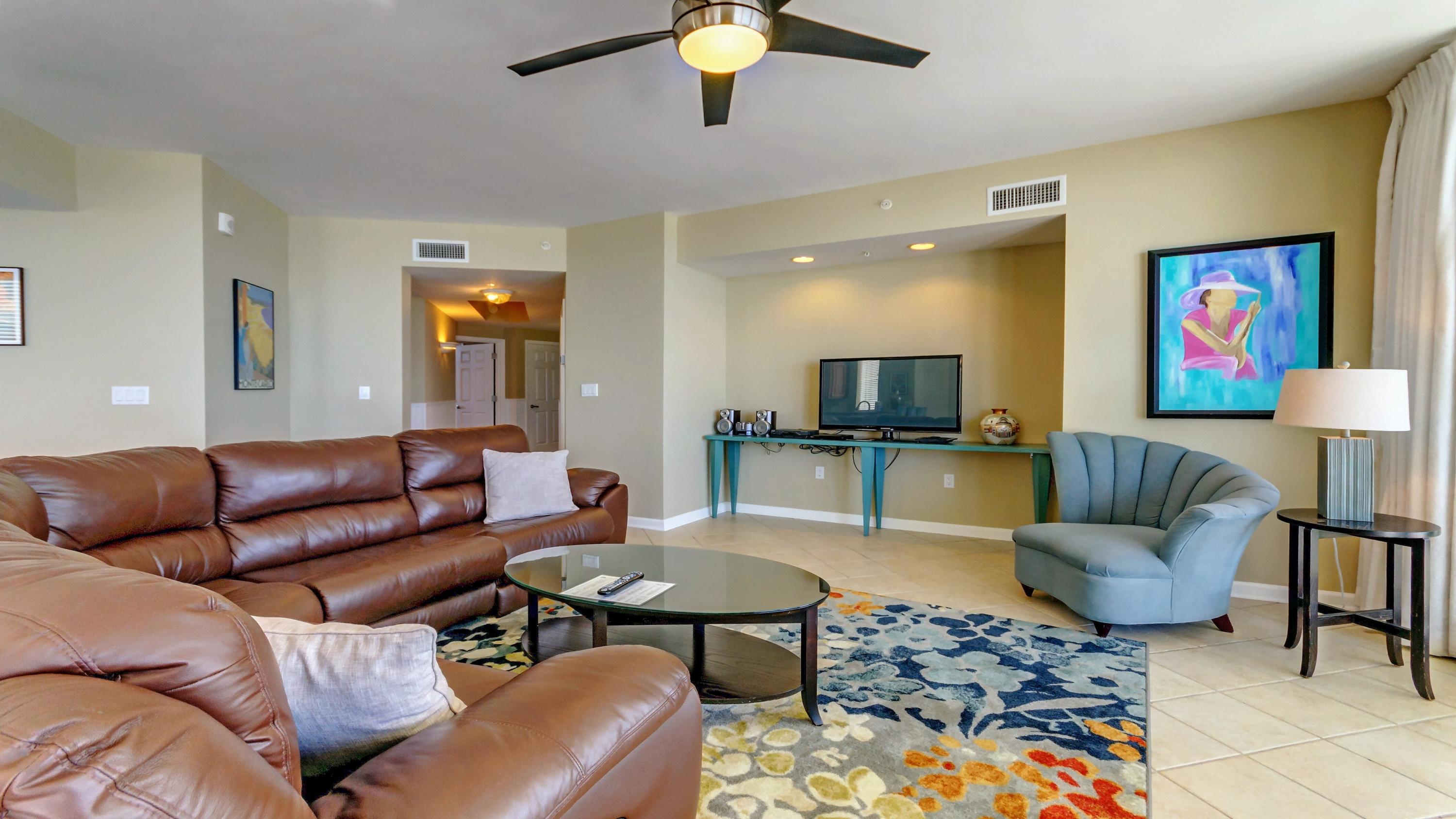 SILVER BEACH TOWERS - Residential