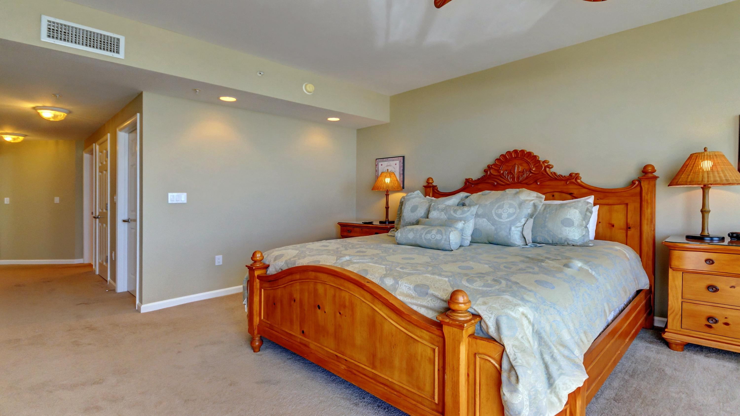 SILVER BEACH TOWERS - Residential