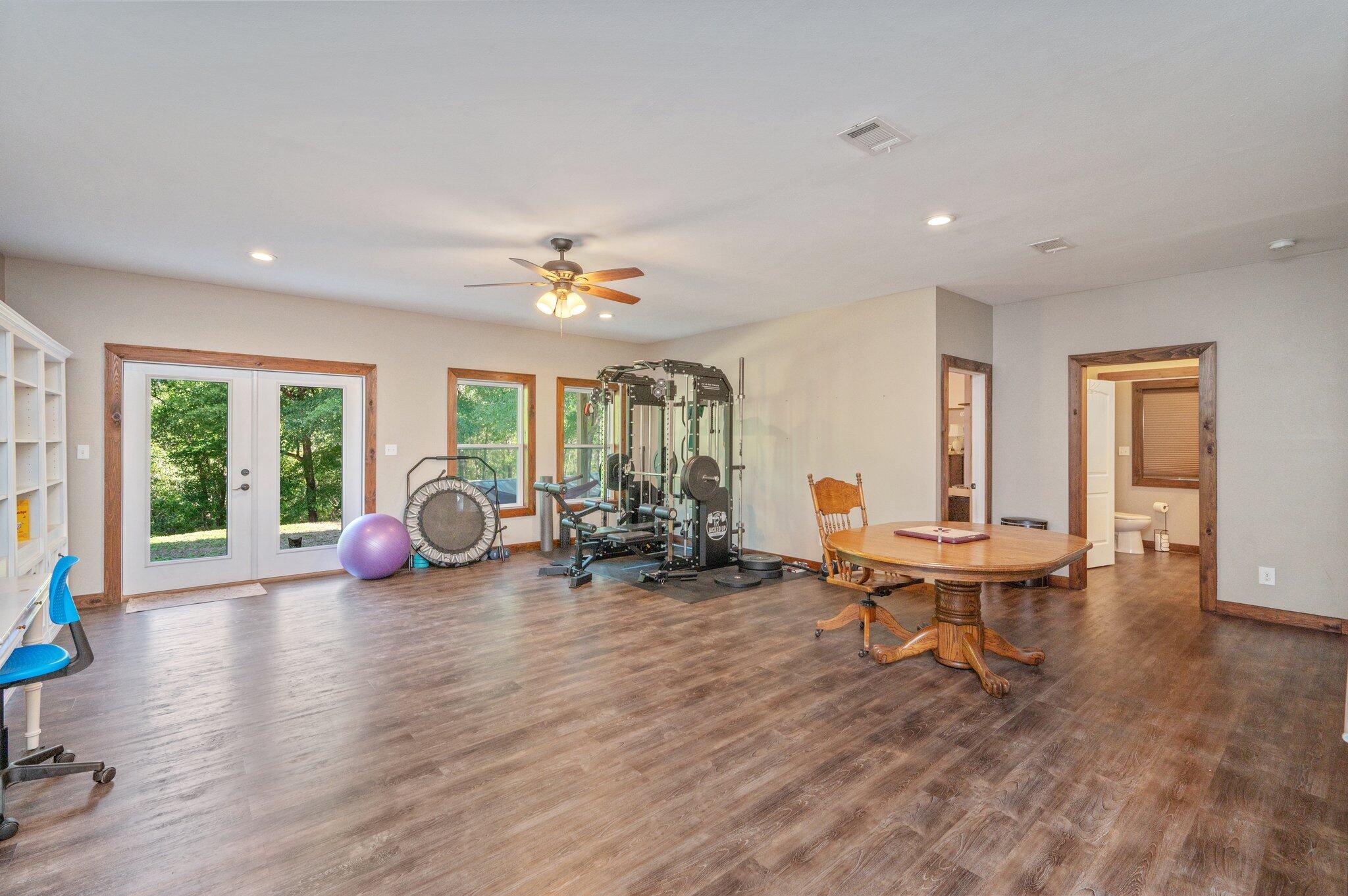 HIDDEN SPRINGS - Residential