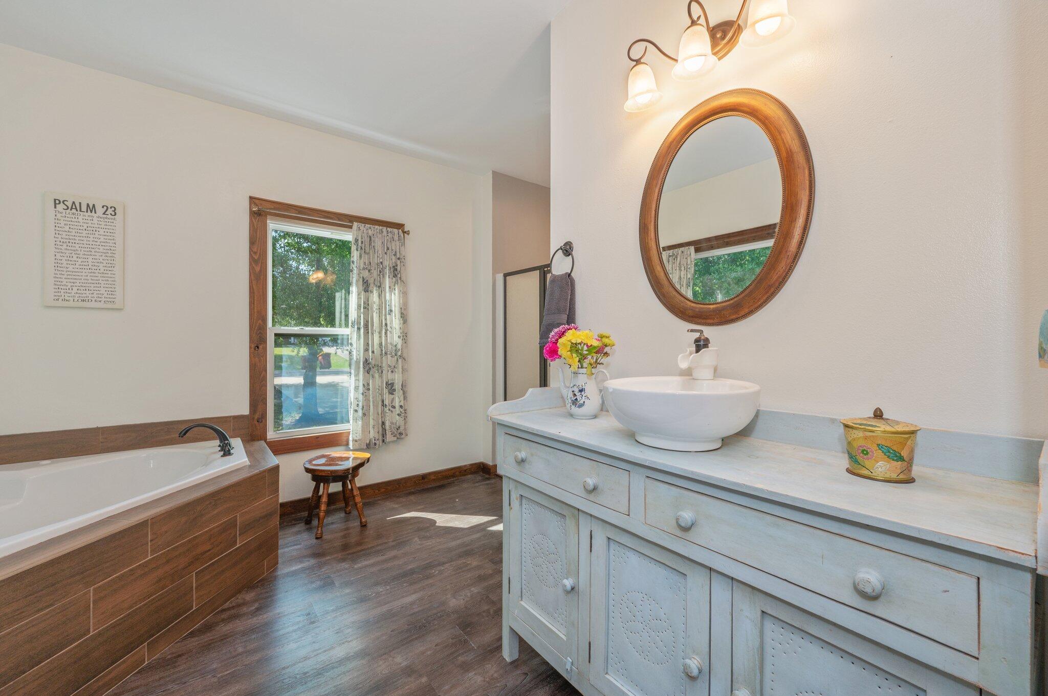 HIDDEN SPRINGS - Residential