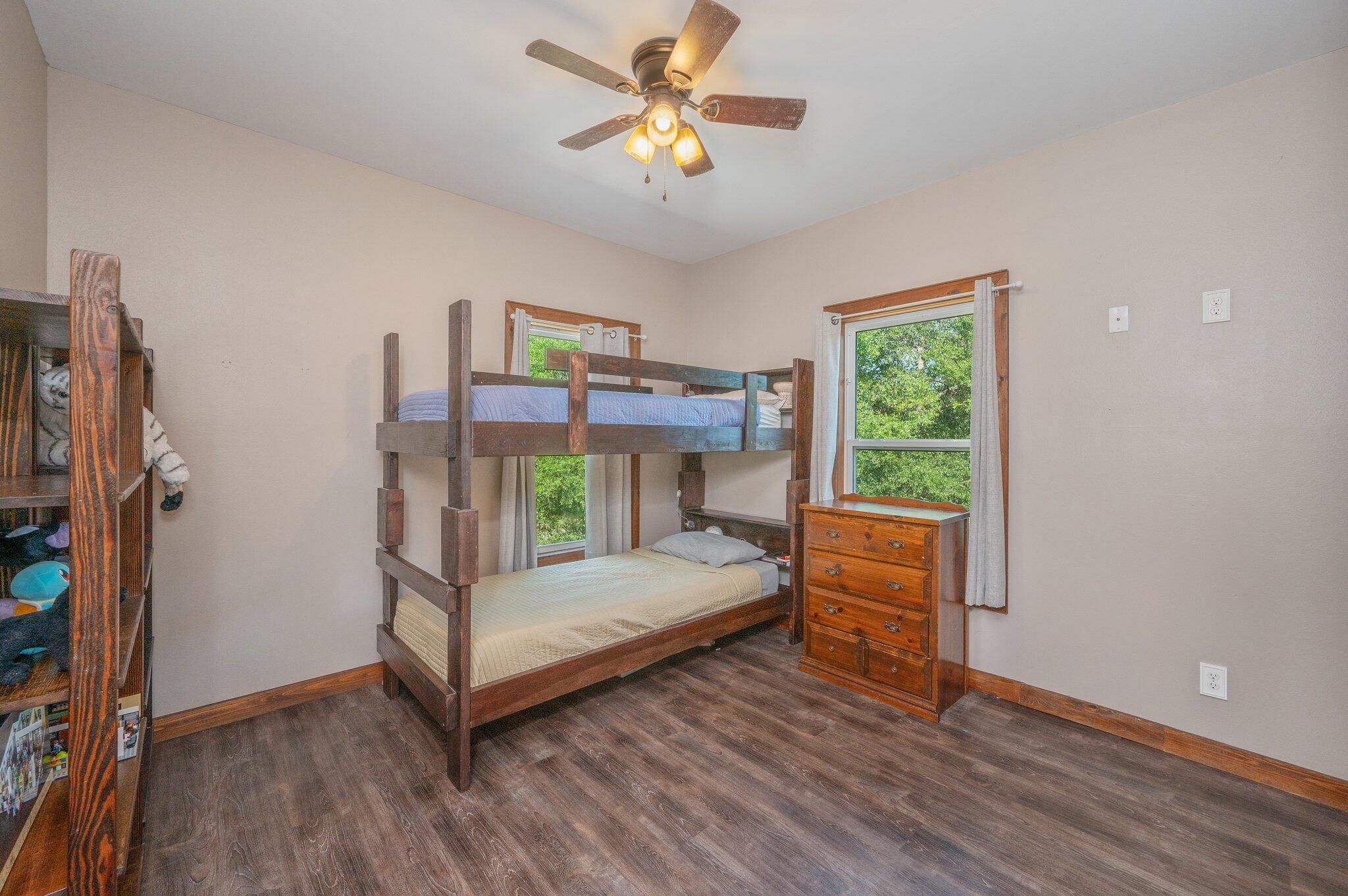 HIDDEN SPRINGS - Residential