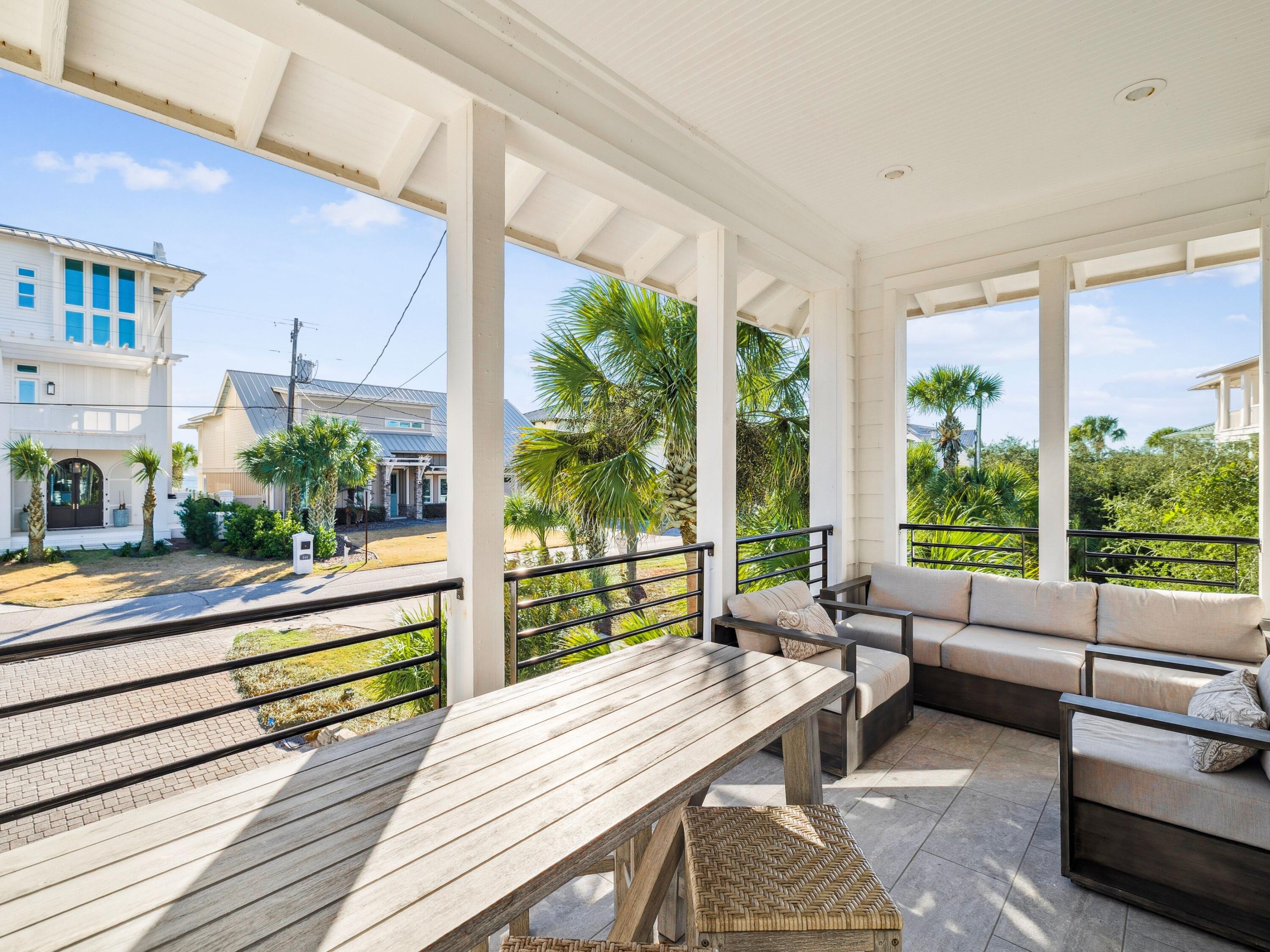 BLUE MOUNTAIN BEACH - Residential