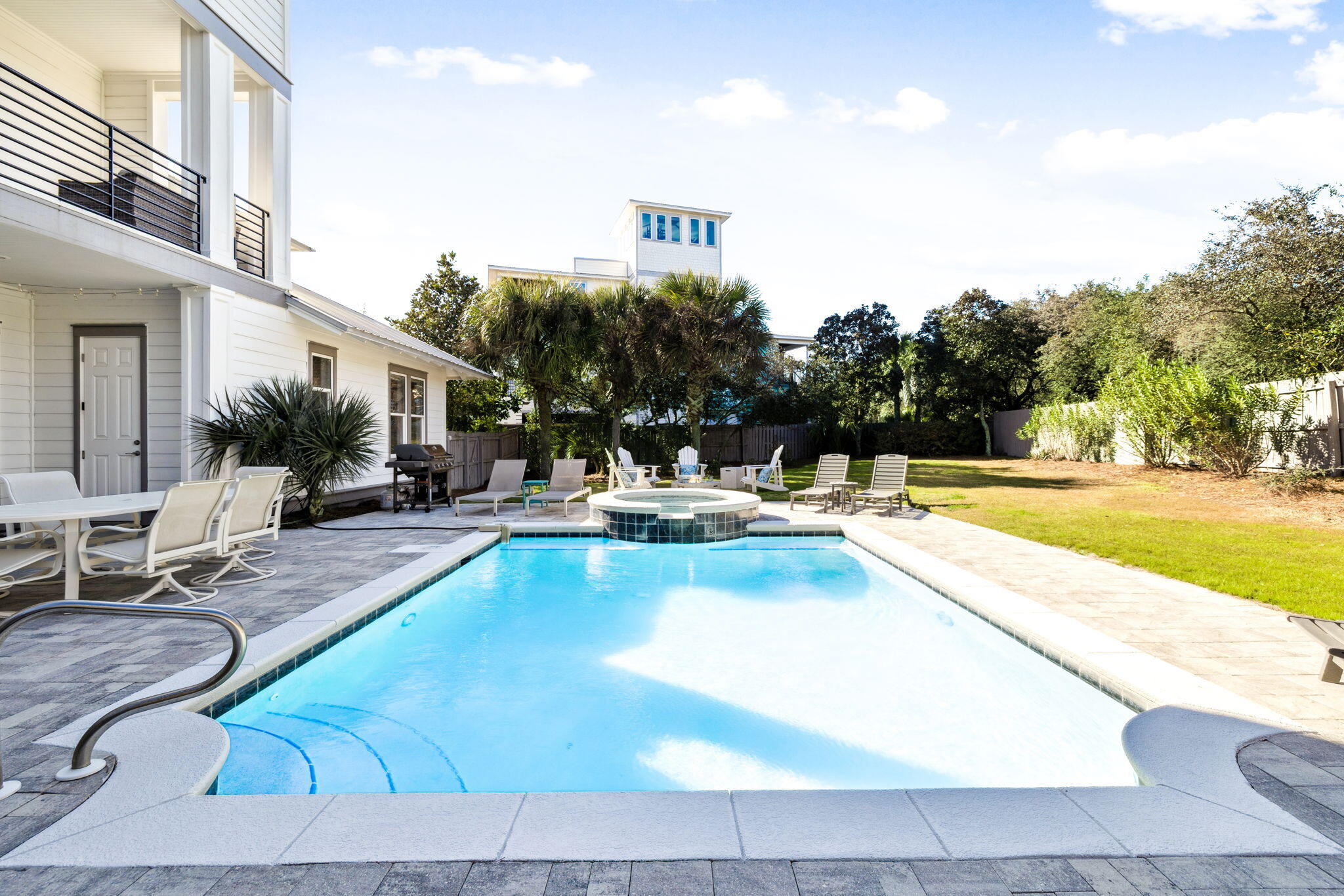 BLUE MOUNTAIN BEACH - Residential