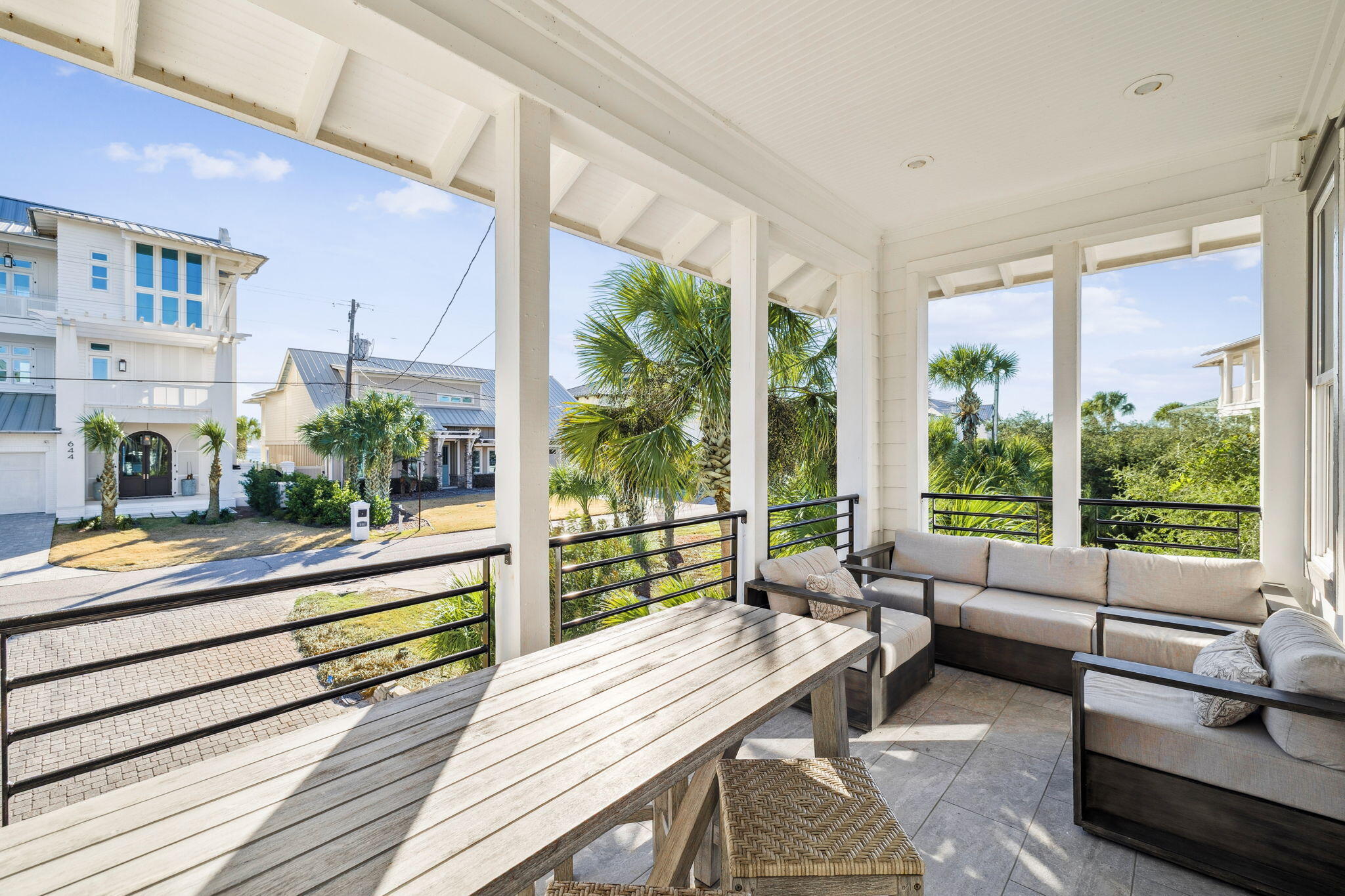 BLUE MOUNTAIN BEACH - Residential