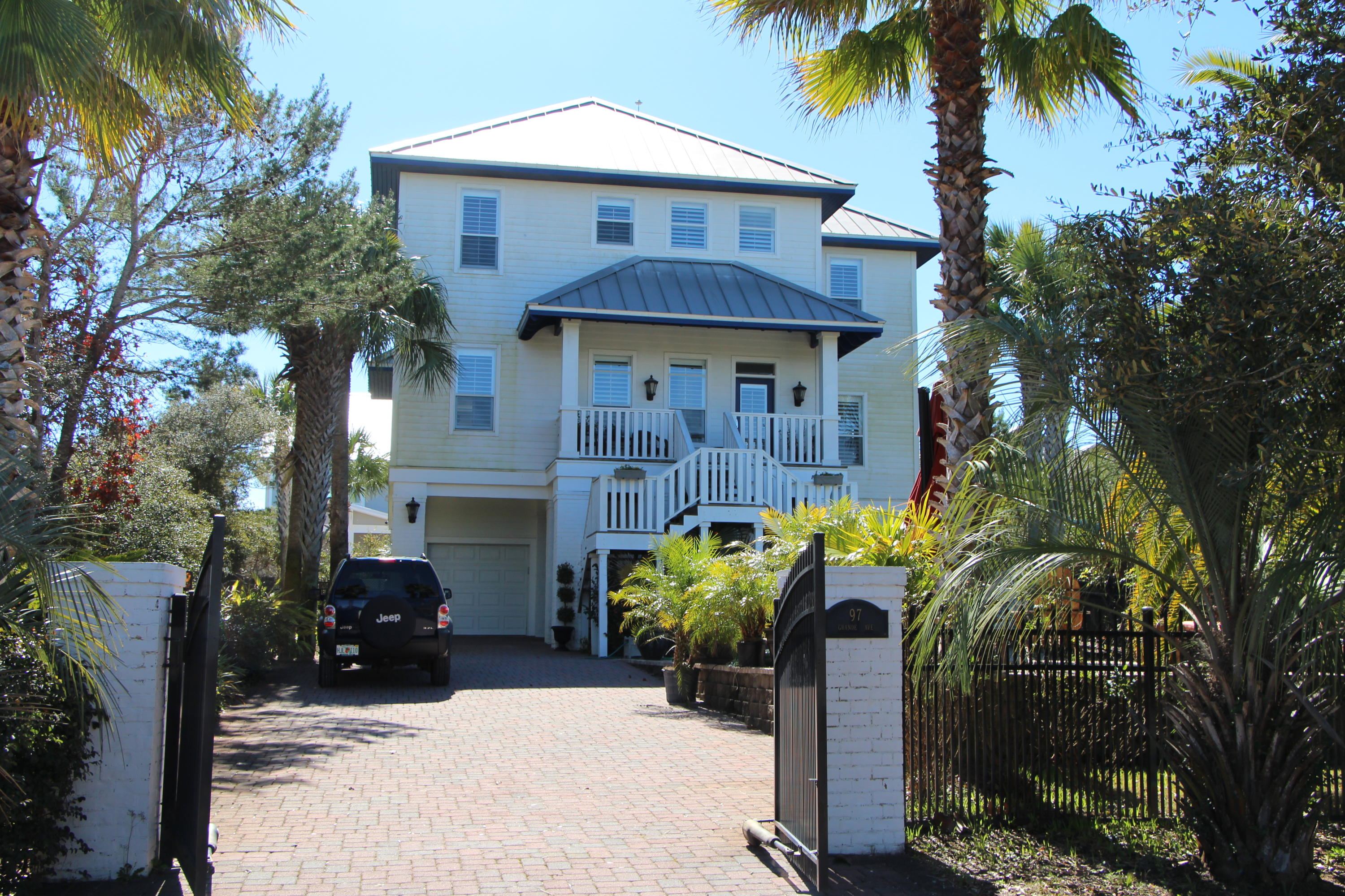 BEACHVIEW HEIGHTS - Land