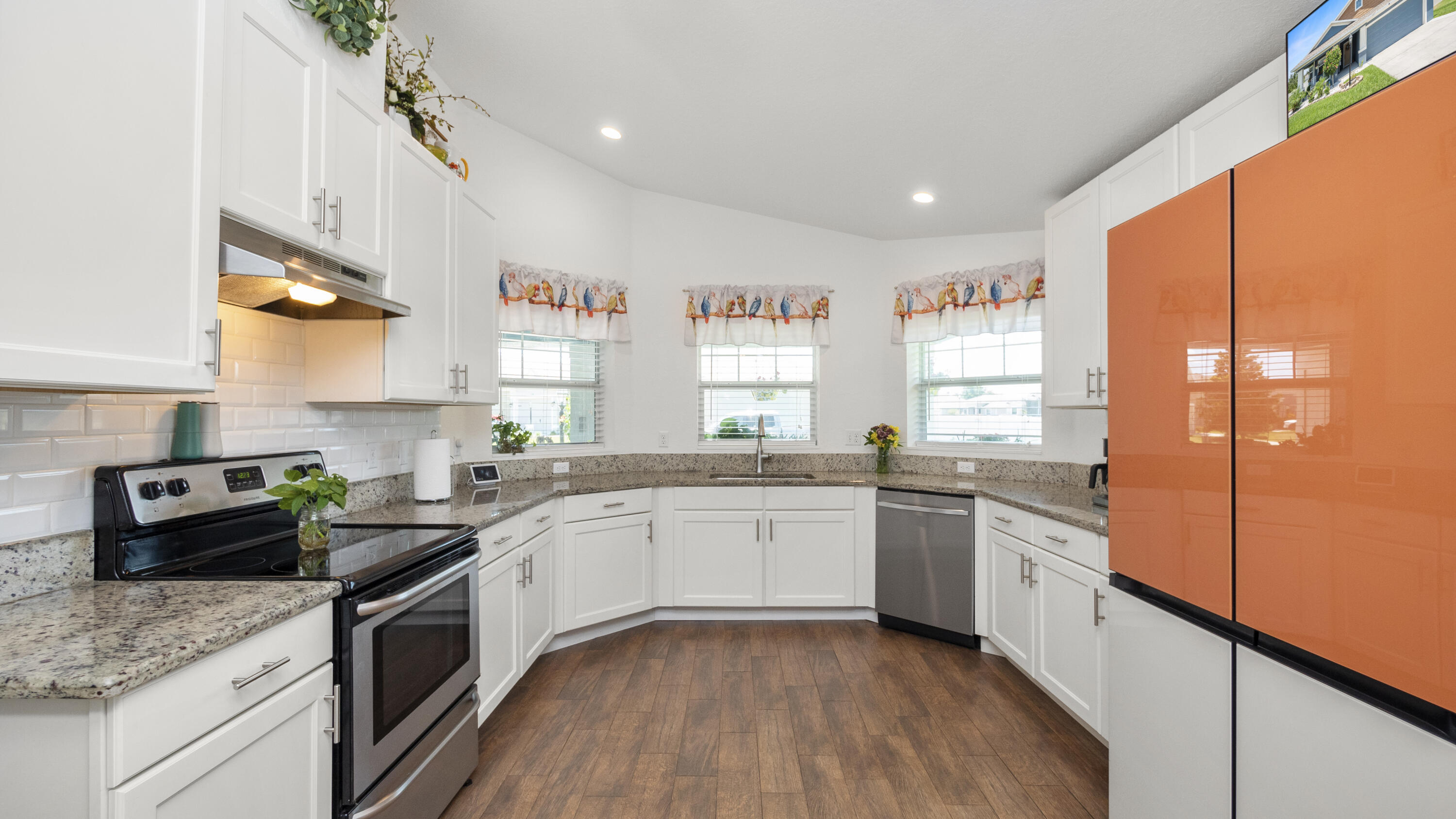 HALLAM PRESERVE WEST ''I'' PHASE TWO - Residential