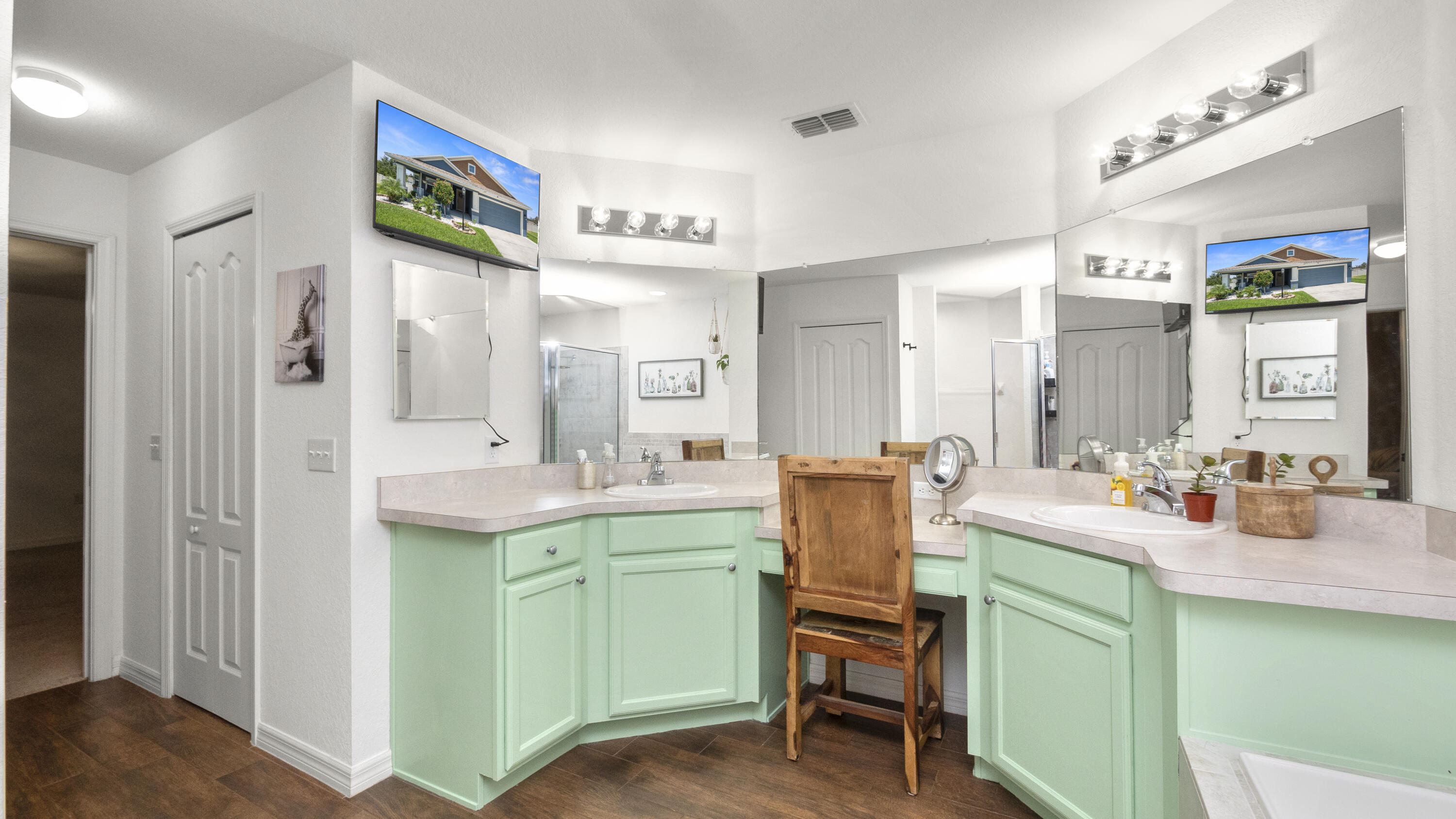 HALLAM PRESERVE WEST ''I'' PHASE TWO - Residential