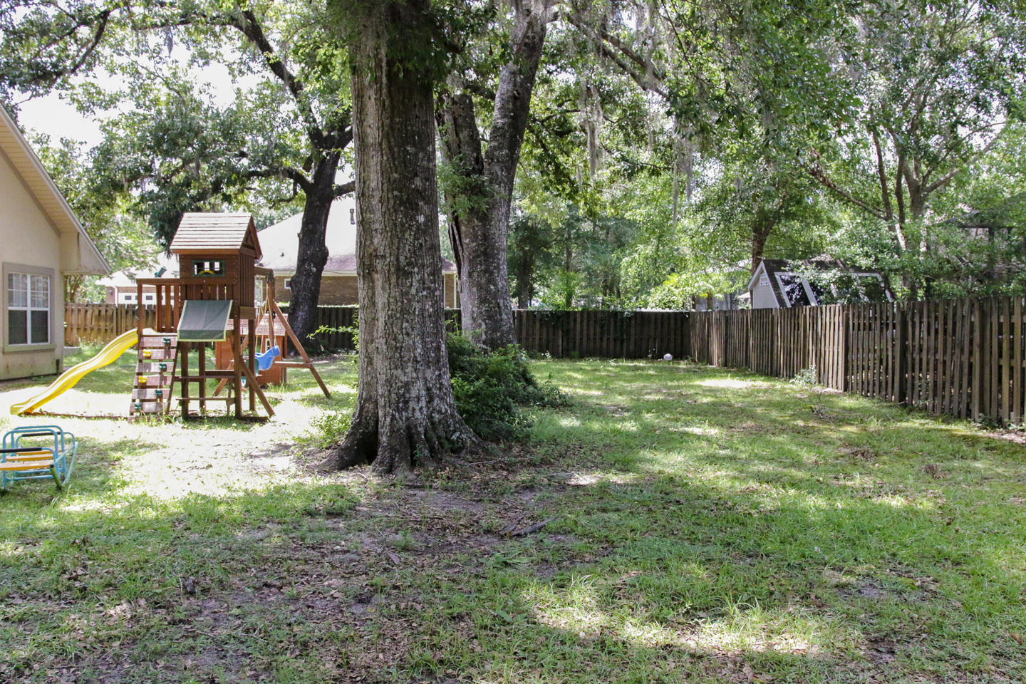 JUNIPER CREEK ESTATES - Residential Lease