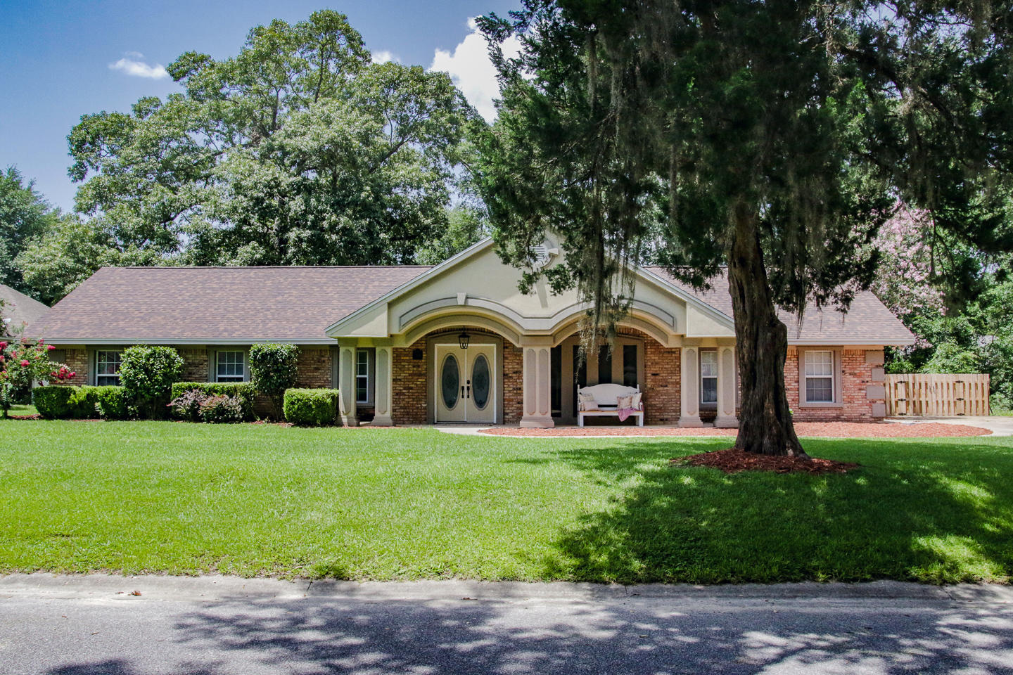 JUNIPER CREEK ESTATES - Residential Lease