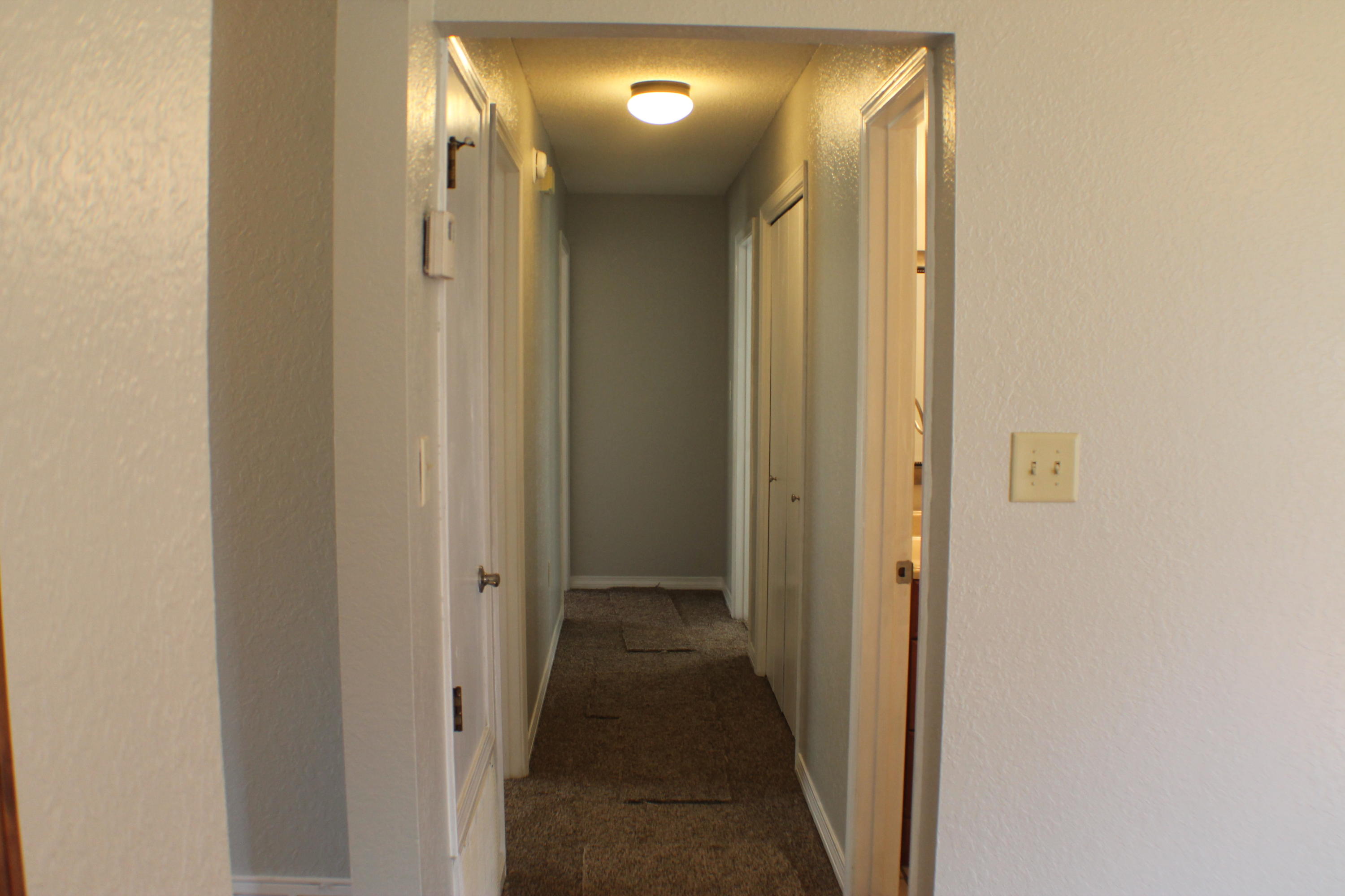 COUNTRYVIEW ESTATES 1ST ADDN - Residential Lease