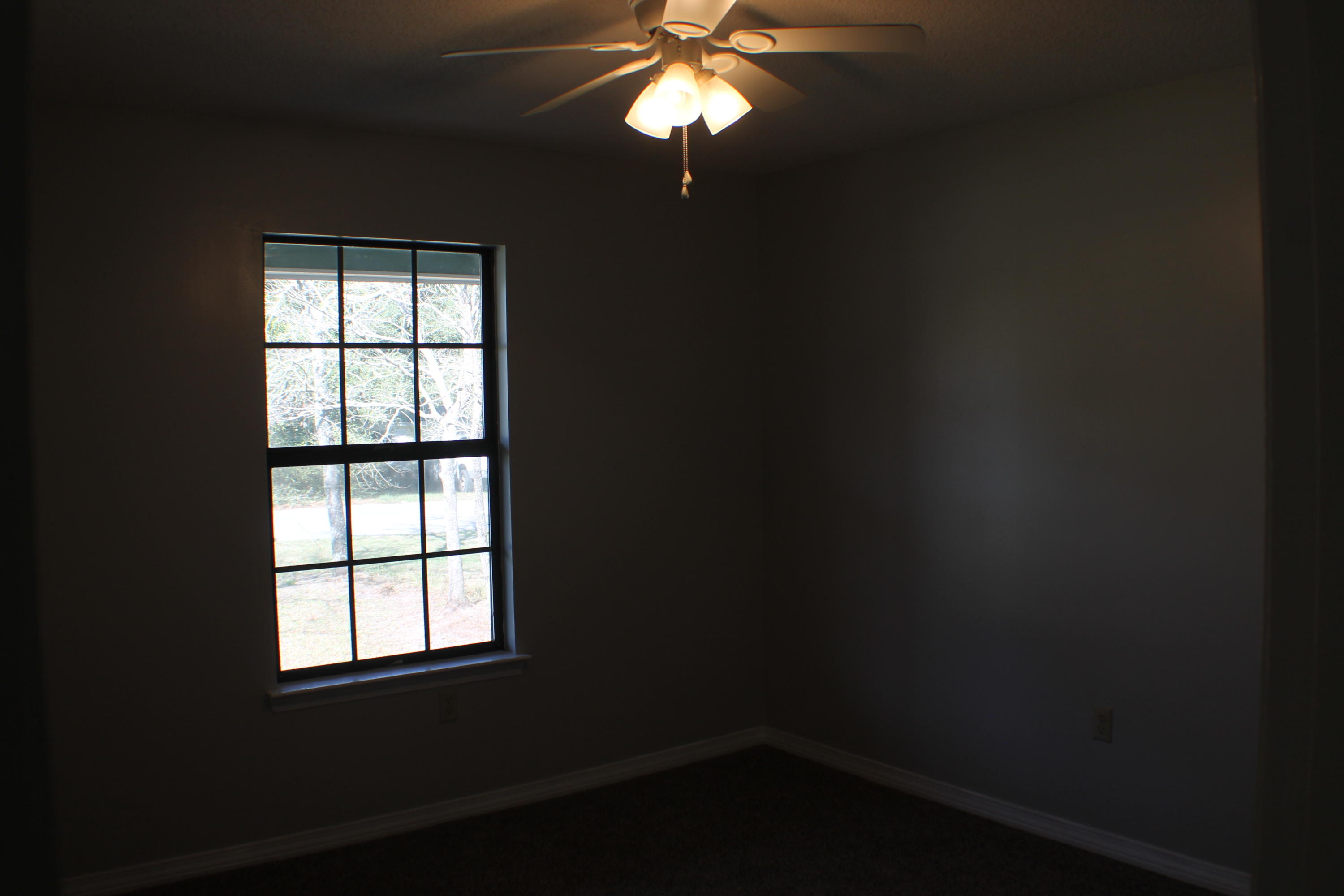 COUNTRYVIEW ESTATES 1ST ADDN - Residential Lease