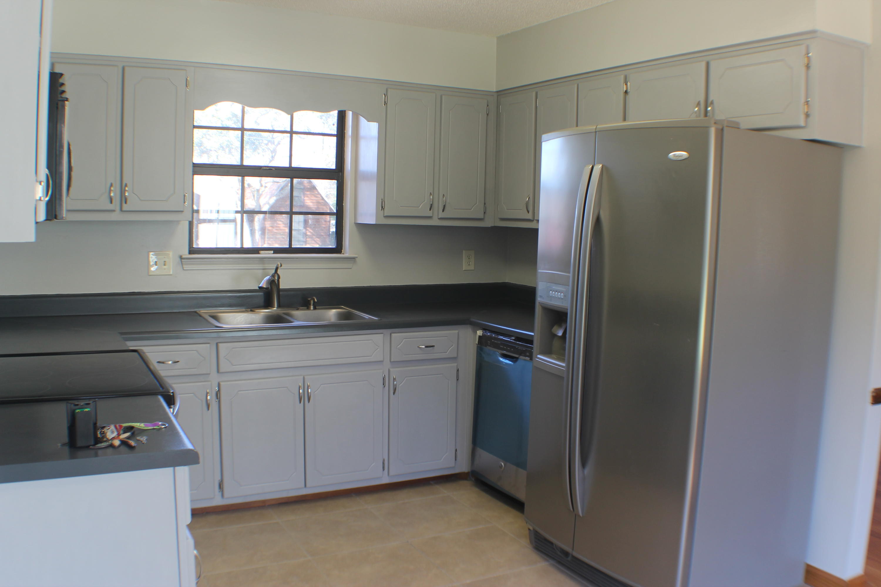 COUNTRYVIEW ESTATES 1ST ADDN - Residential Lease