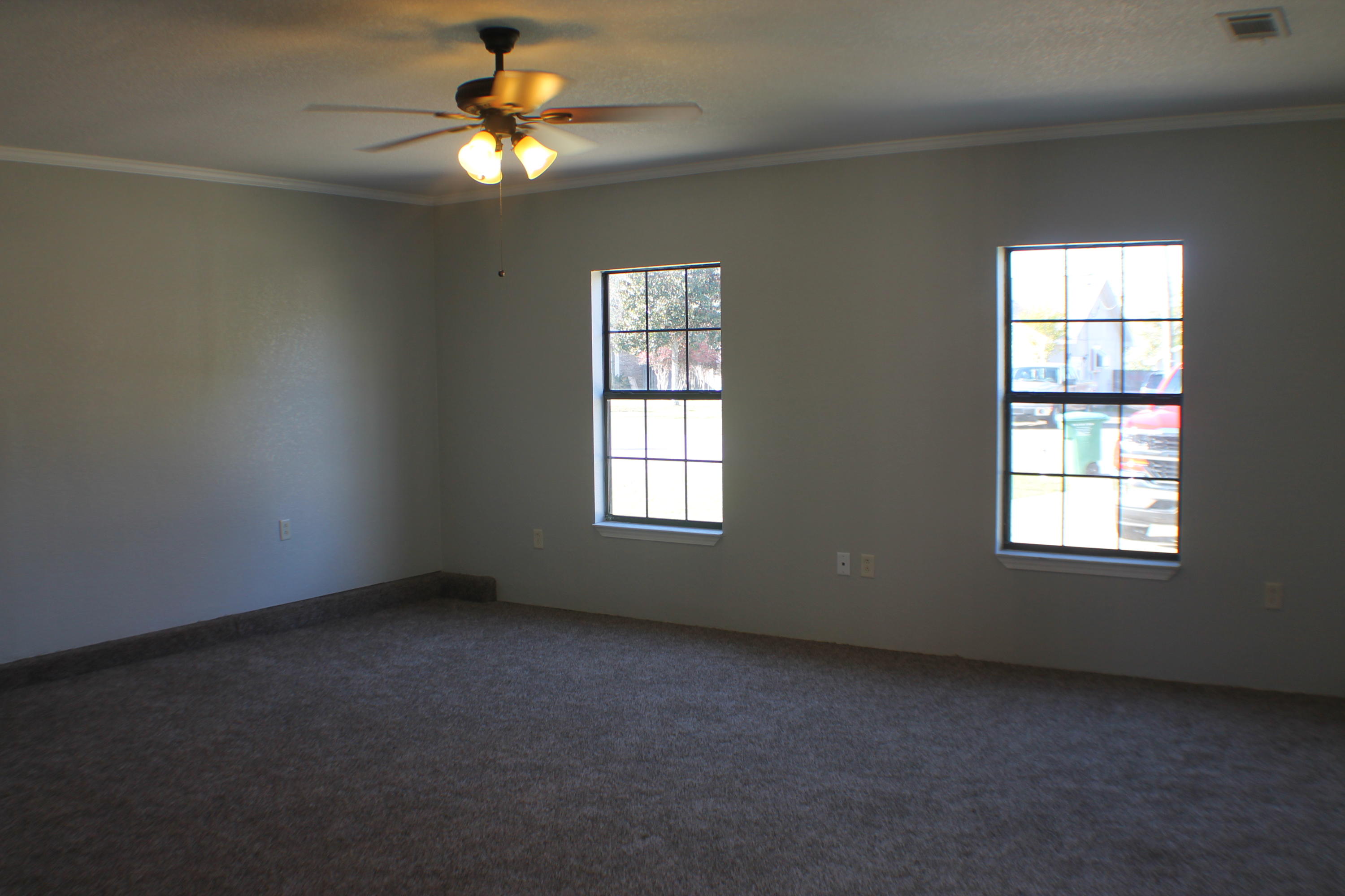 COUNTRYVIEW ESTATES 1ST ADDN - Residential Lease