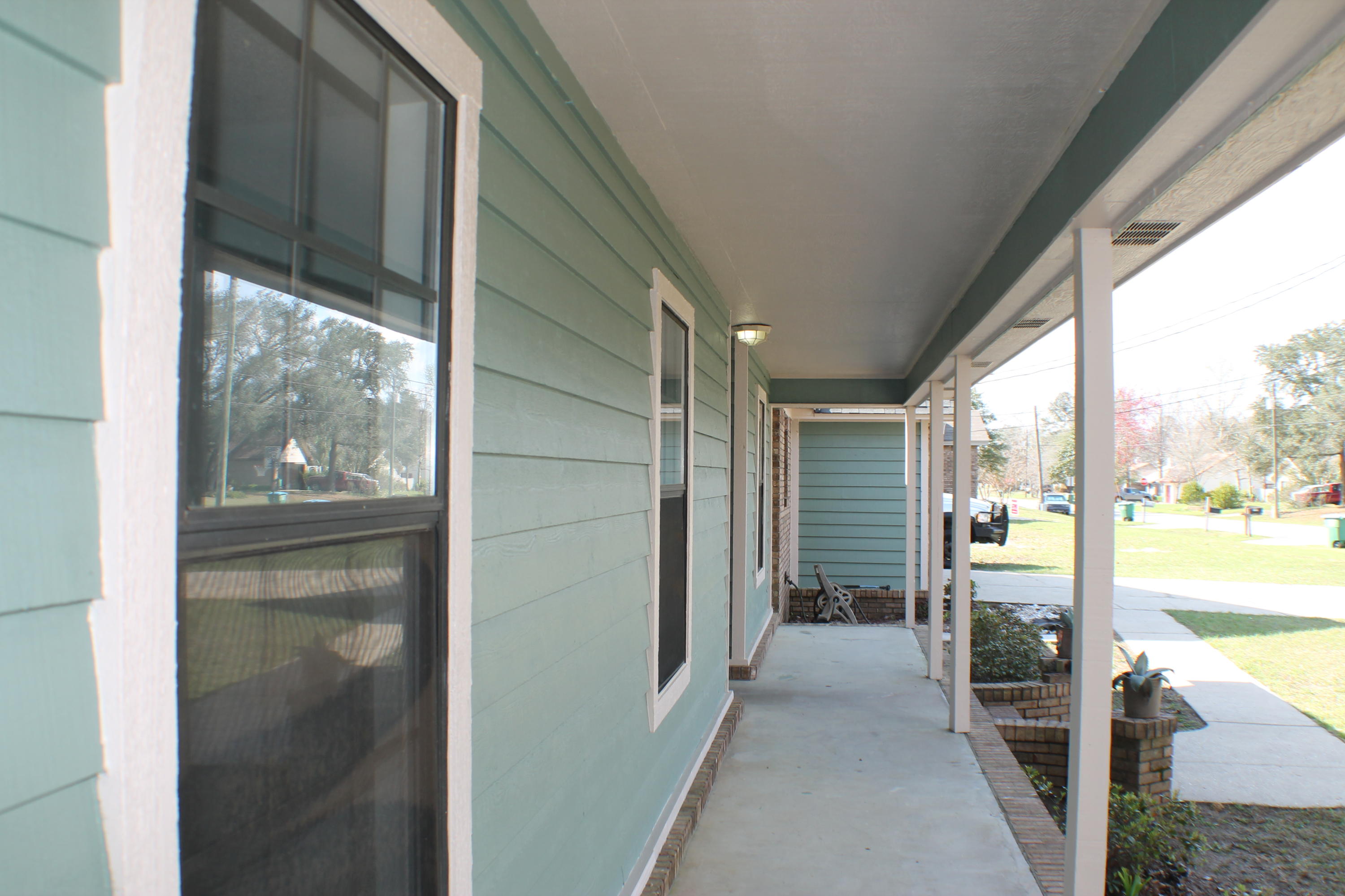 COUNTRYVIEW ESTATES 1ST ADDN - Residential Lease