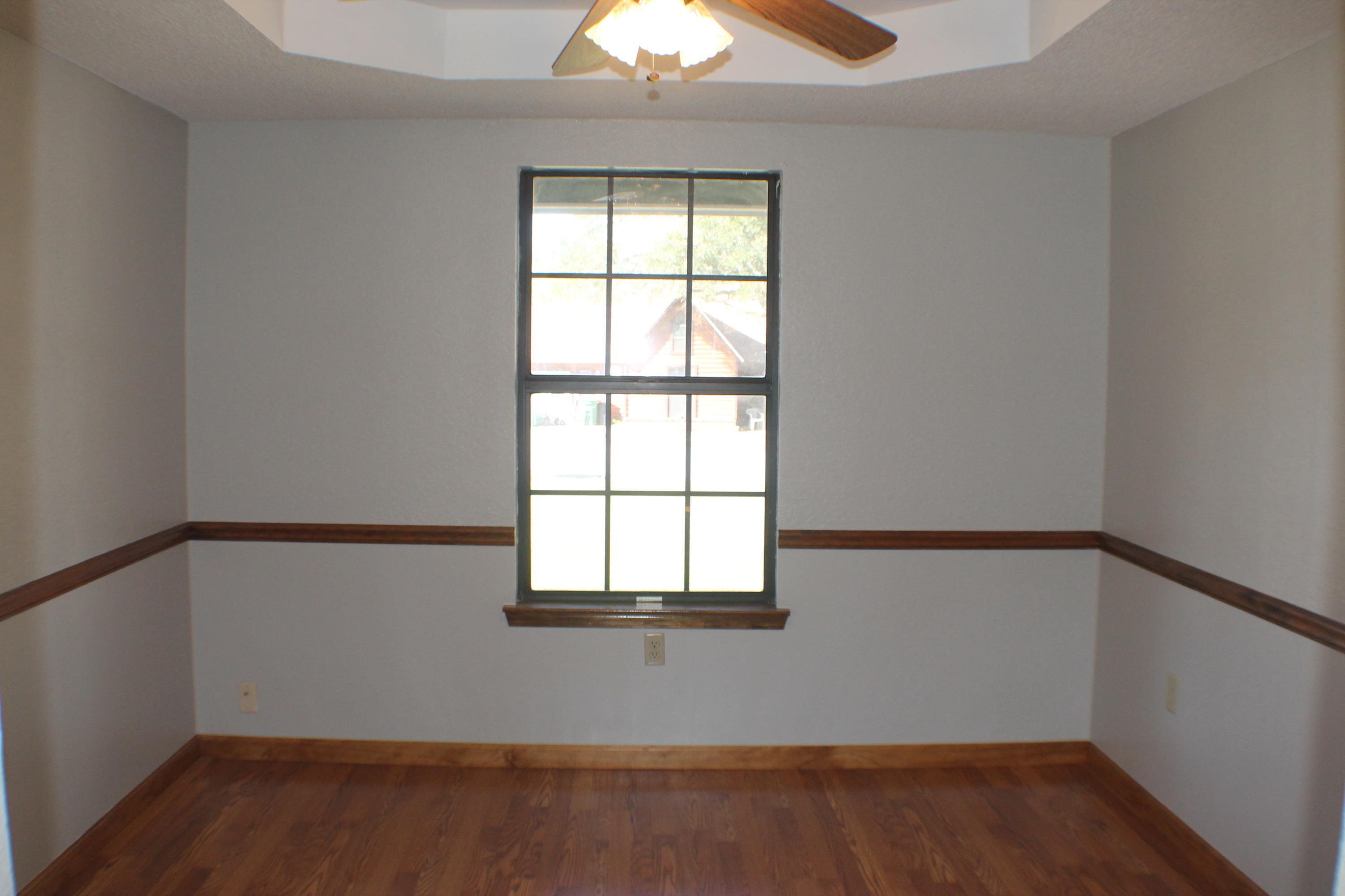 COUNTRYVIEW ESTATES 1ST ADDN - Residential Lease