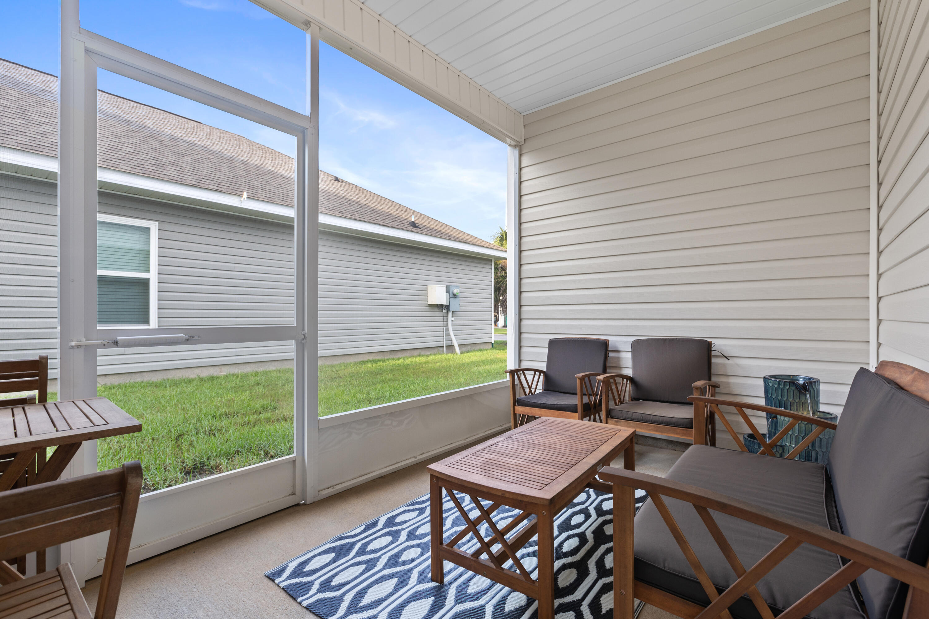 HAMMOCK BAY - Residential