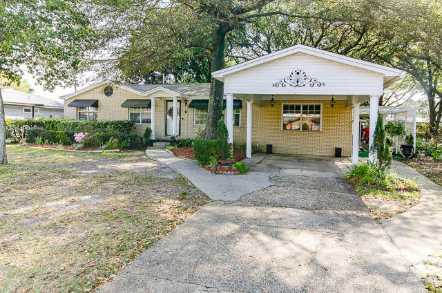 OAKLAND ADD AMENDED MAP LOT 16 BLK 33 - Residential