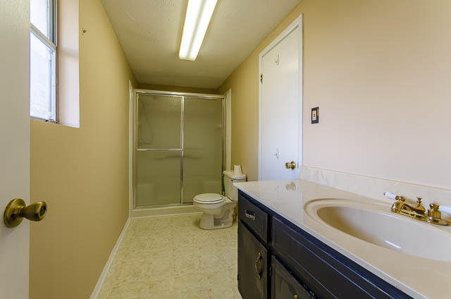 OAKLAND ADD AMENDED MAP LOT 16 BLK 33 - Residential