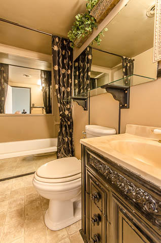 OAKLAND ADD AMENDED MAP LOT 16 BLK 33 - Residential