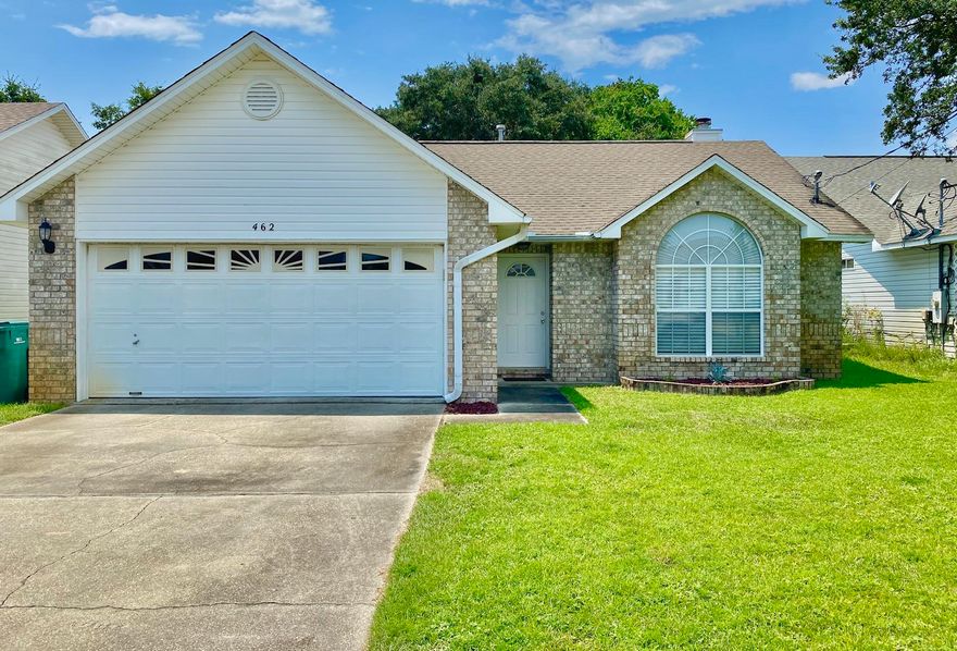 Won't Last Long, Priced to Sell! Beautiful Well Maintained Home Just Outside Hurlburt Field! Granite Counter Tops in the Kitchen & Bathrooms, Spacious open porch for cookouts & entertaining. Bring an offer today.