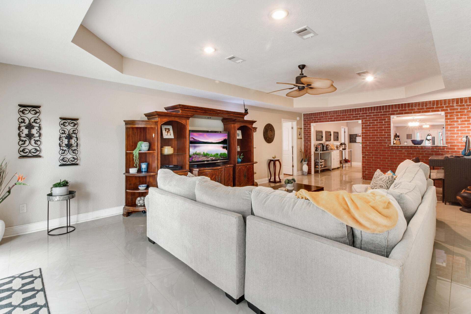 TOWER ACRES - Residential