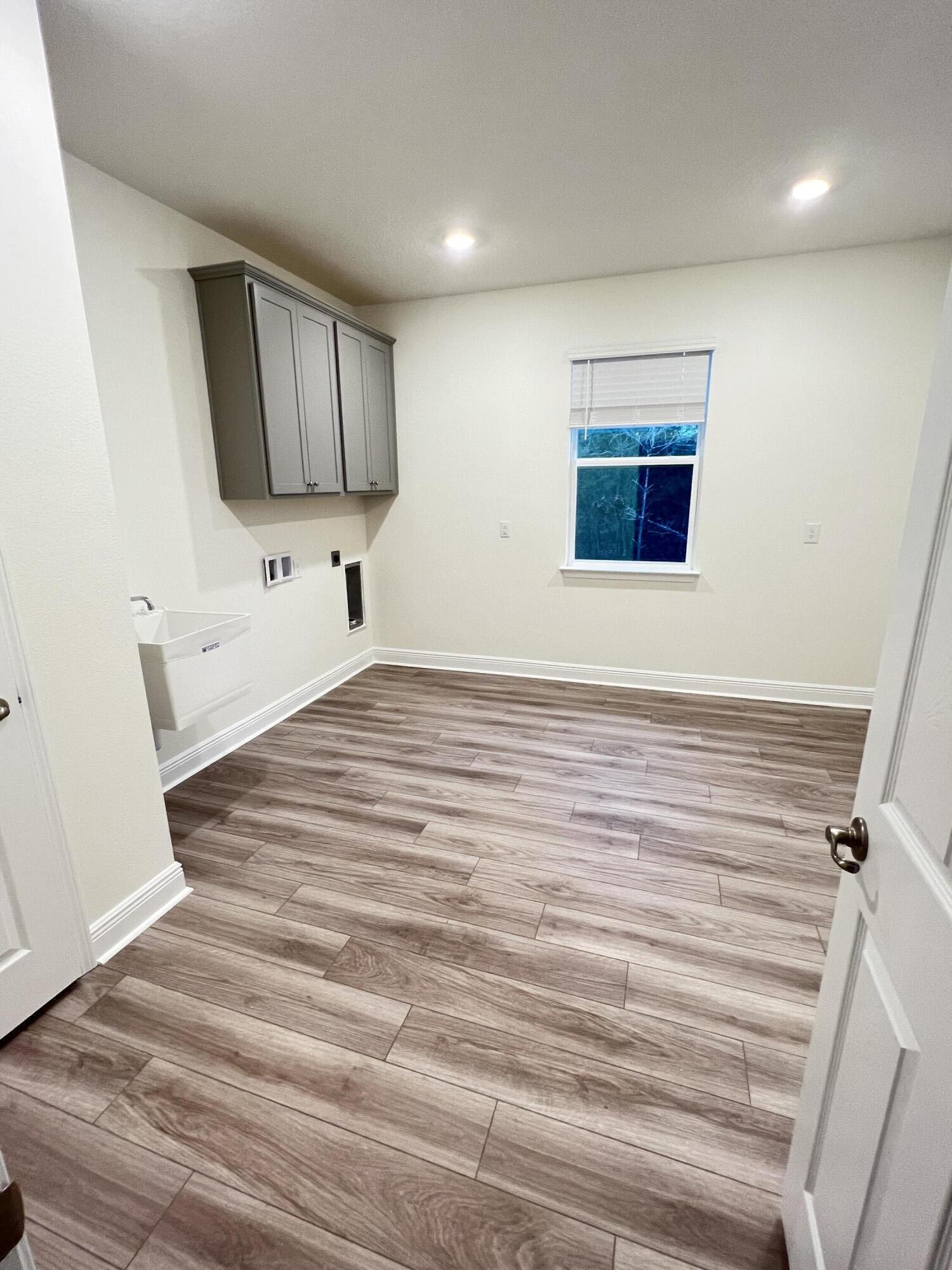 WINDSWEPT ESTATES - Residential