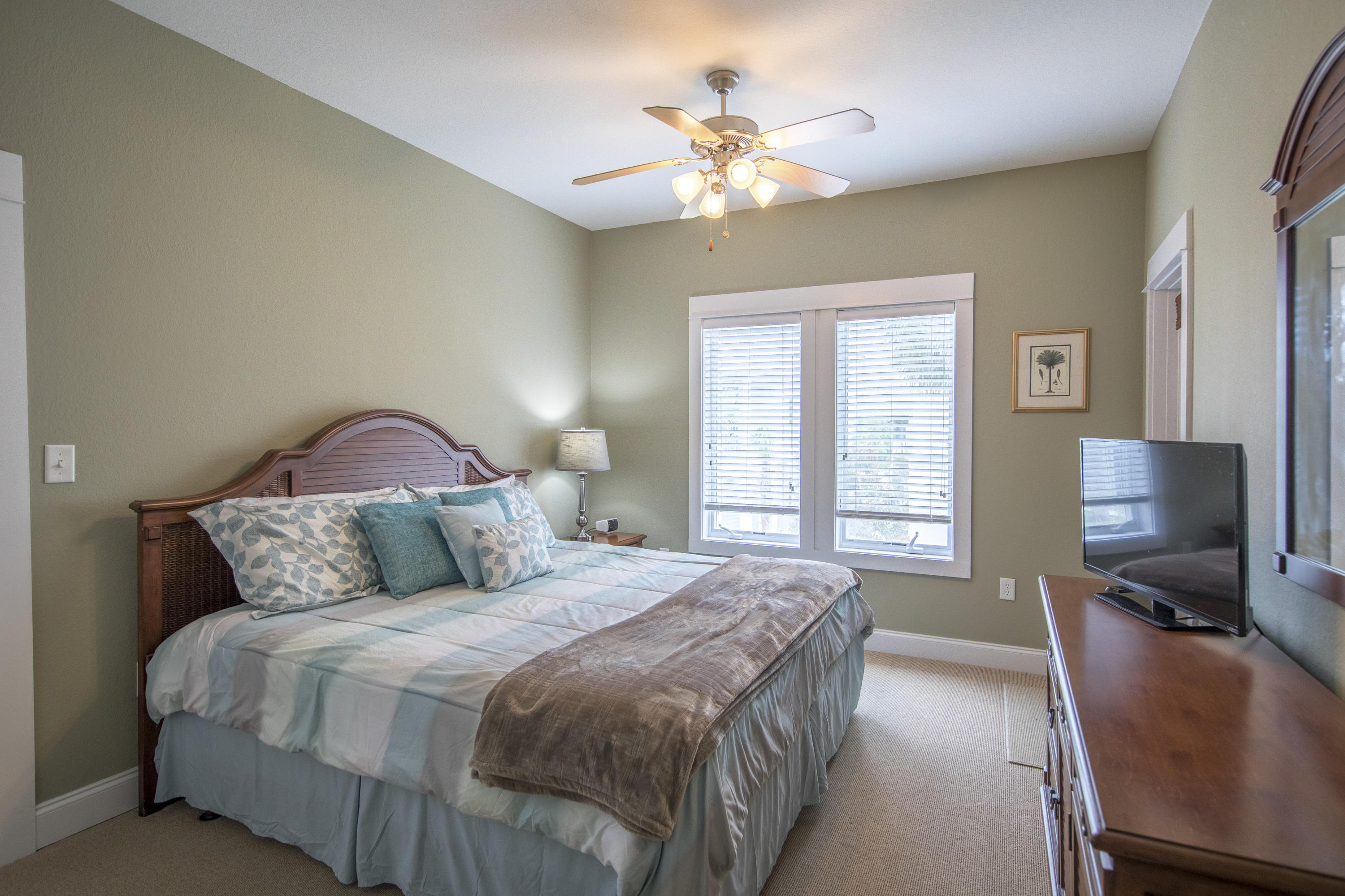 WATERS EDGE - Residential