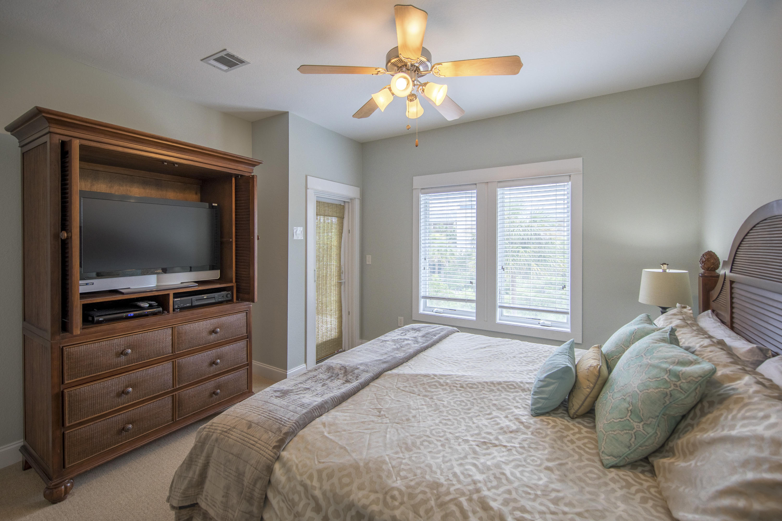 WATERS EDGE - Residential