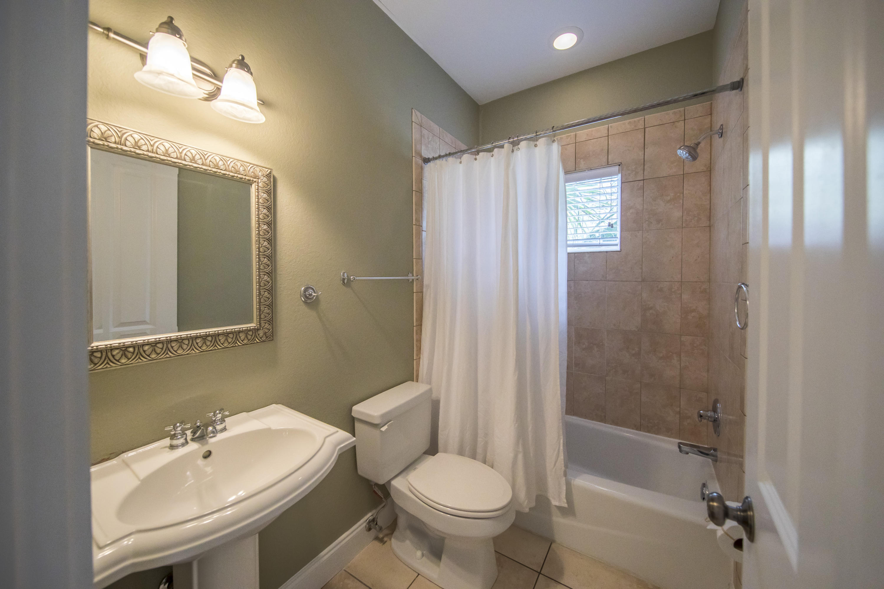 WATERS EDGE - Residential