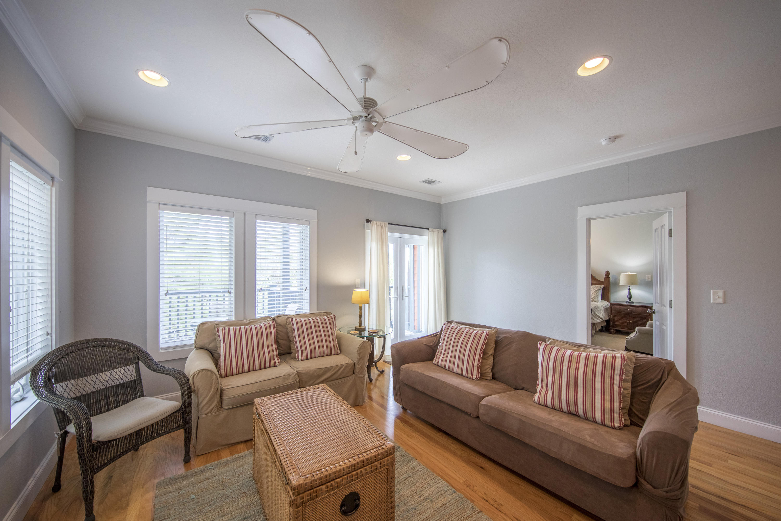 WATERS EDGE - Residential