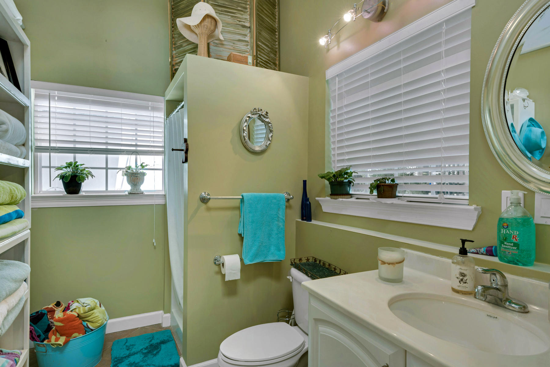 EASTERN LAKE S/D - Residential