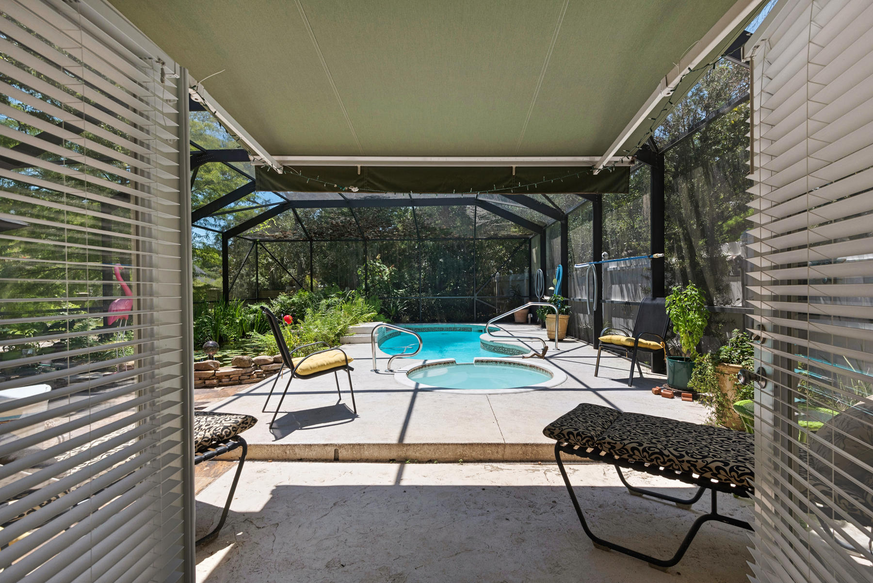 EASTERN LAKE S/D - Residential