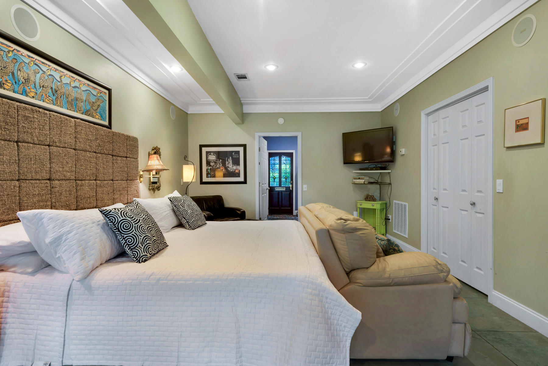 EASTERN LAKE S/D - Residential