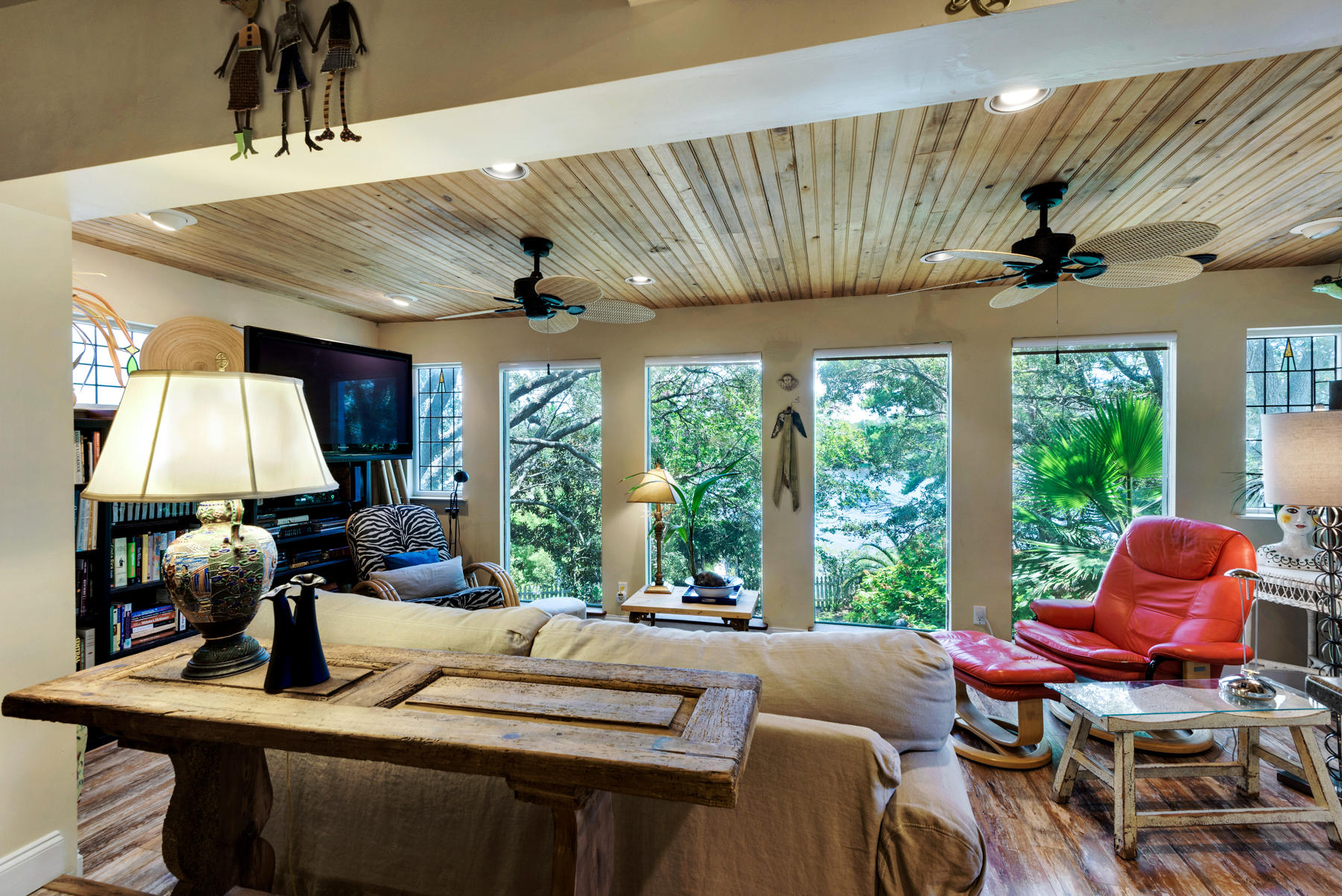 EASTERN LAKE S/D - Residential